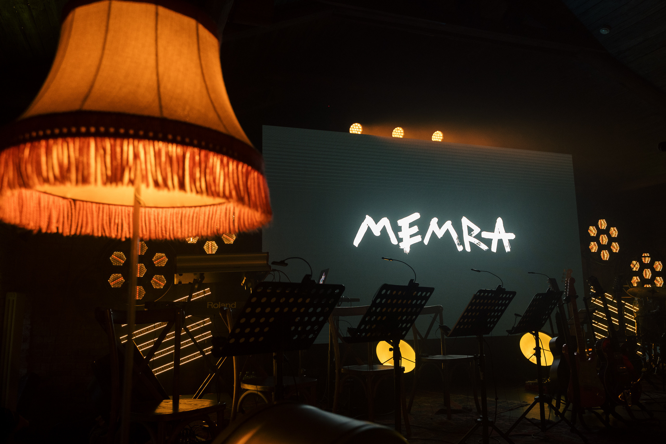 Благотворительный концерт «MEMRA». Профессиональный фотограф и оператор в Москве — Максим Проценко