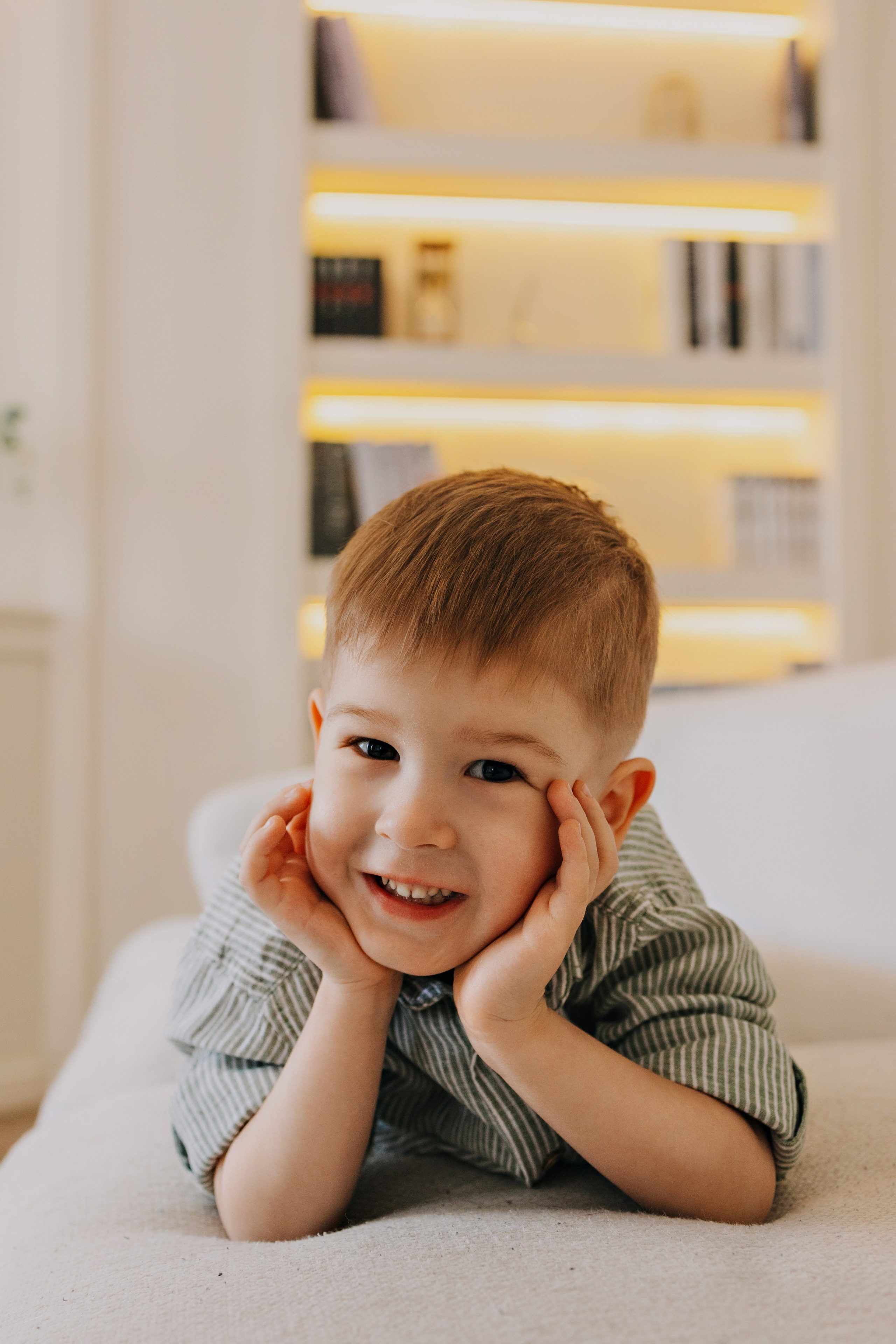 Большая семья. Домашняя фотосессия