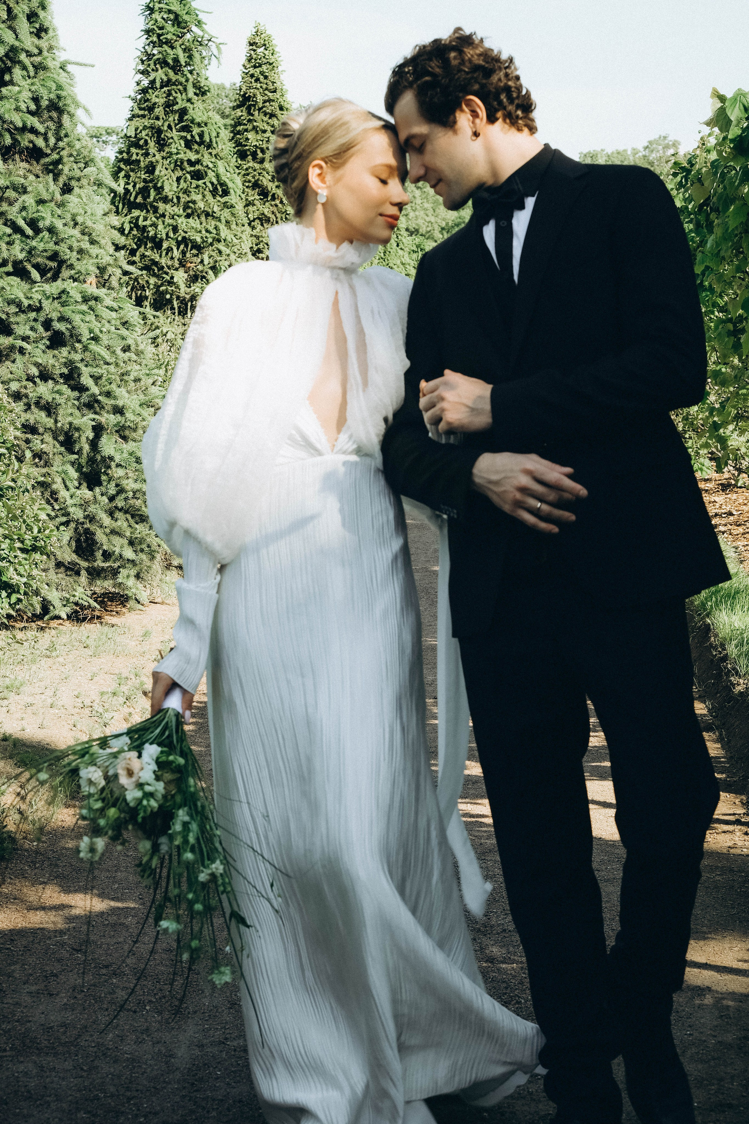 СВАДЕБНАЯ СЬЕМКА В ПАРКЕ ОРАНИЕНБАУМ. Профессиональный фотограф, Санкт-Петербург — Виктория Богомолова