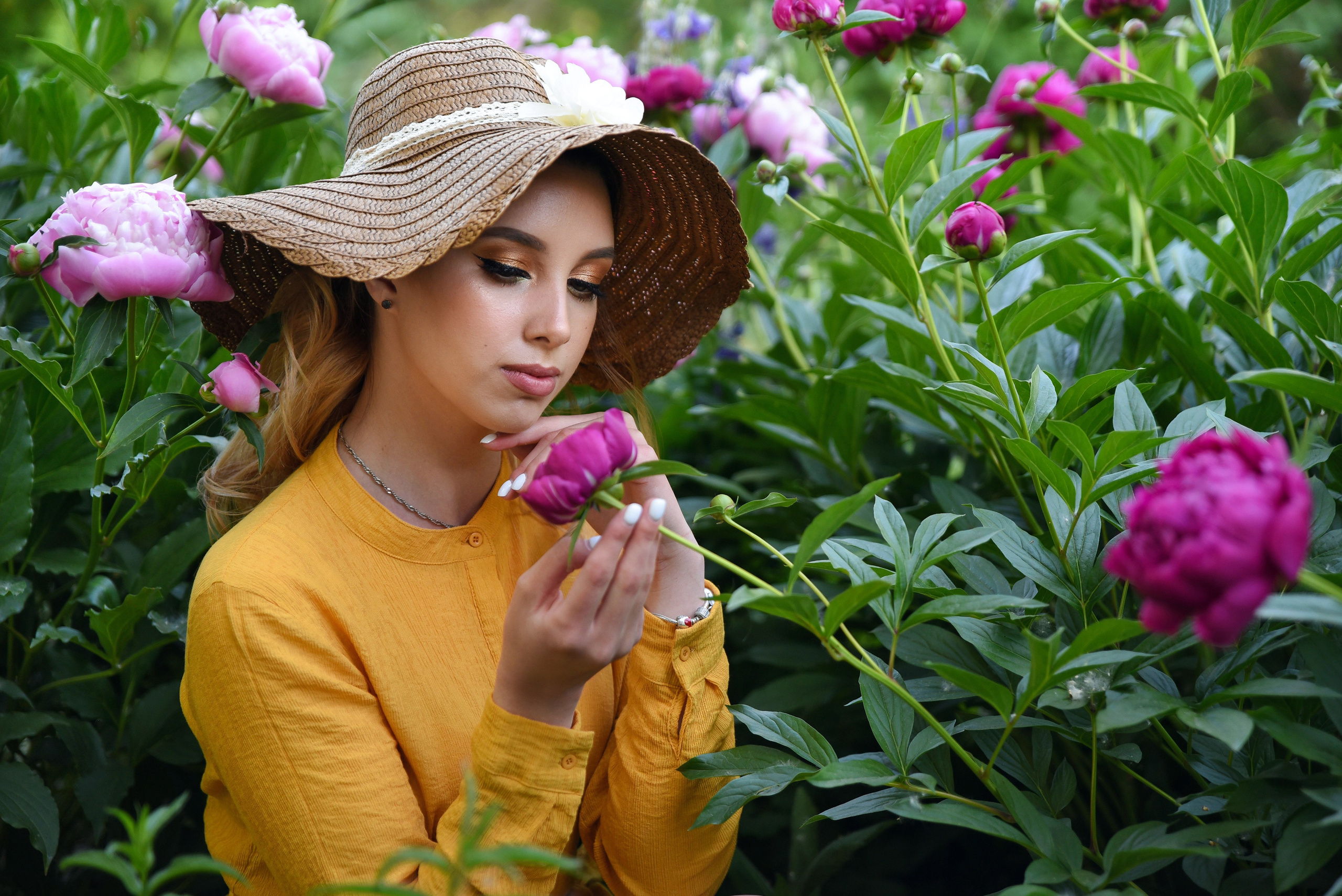 Лиза. Фотограф людей, белок и единорогов)