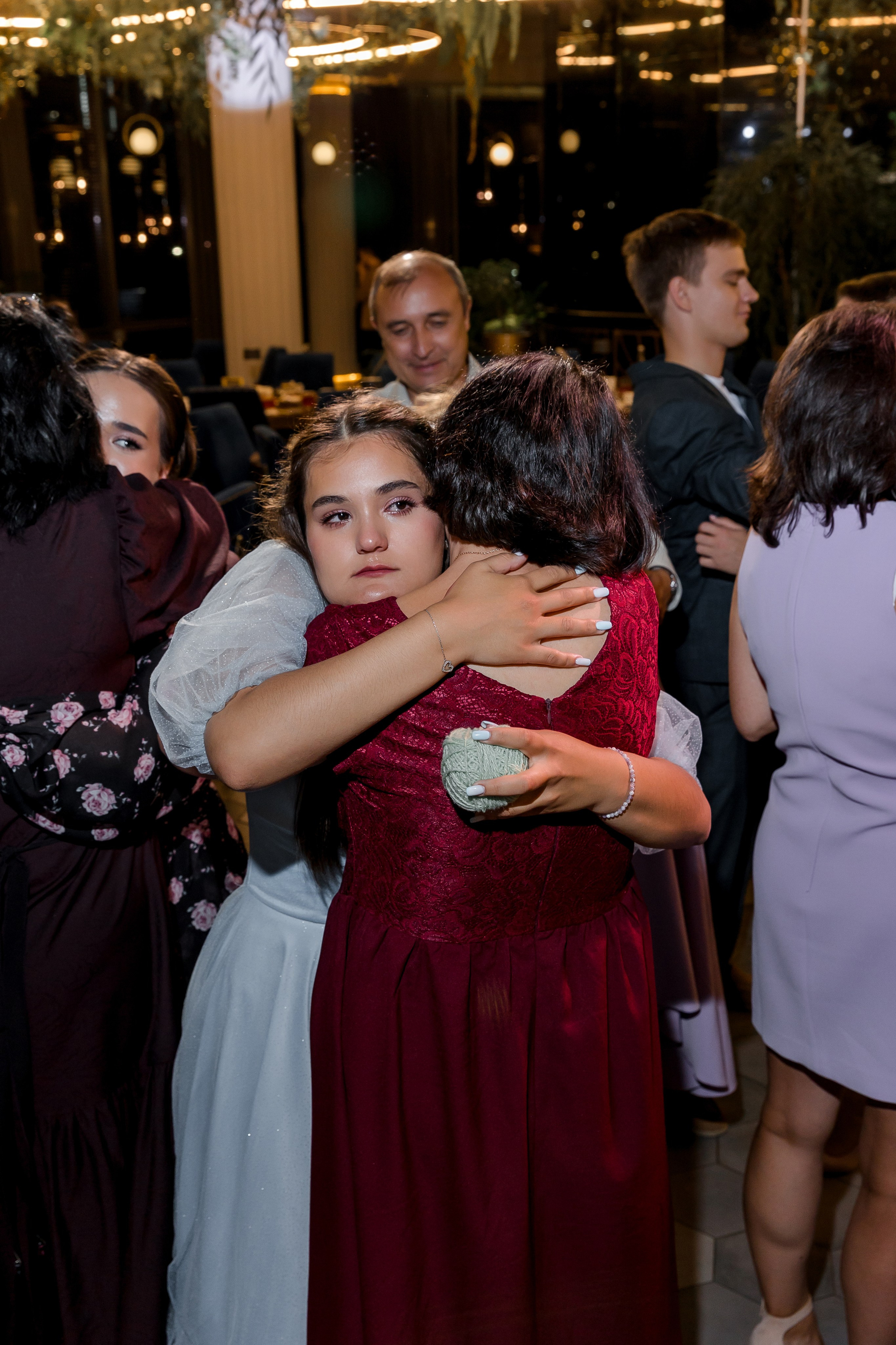 ВЫПУСКНОЙ CHEESERIA-Гимназия 33. Свадебный и семейный фотограф Динар Гильмутдинов