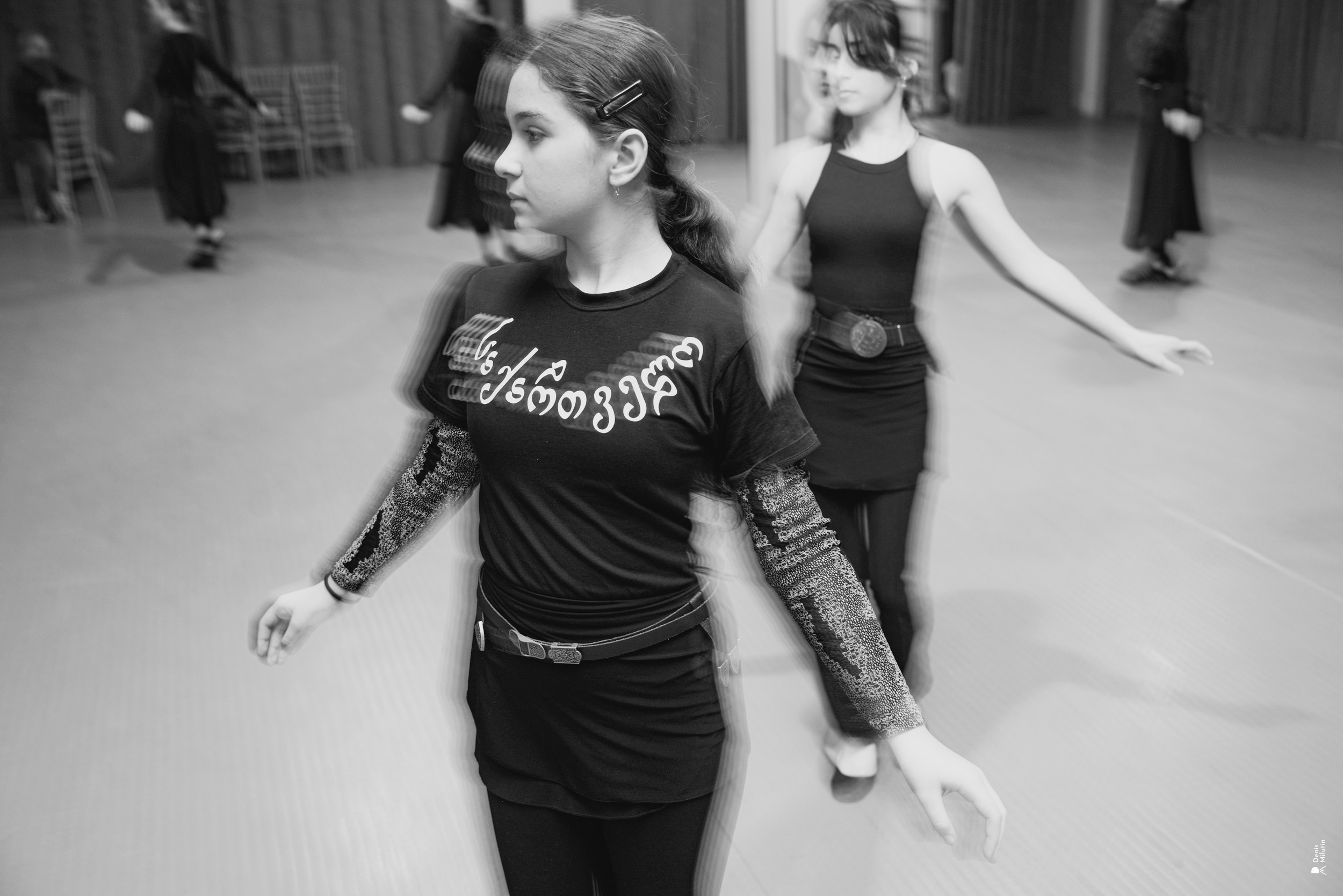 Серия Танцев теней. Портретный фотограф Денис Милютин