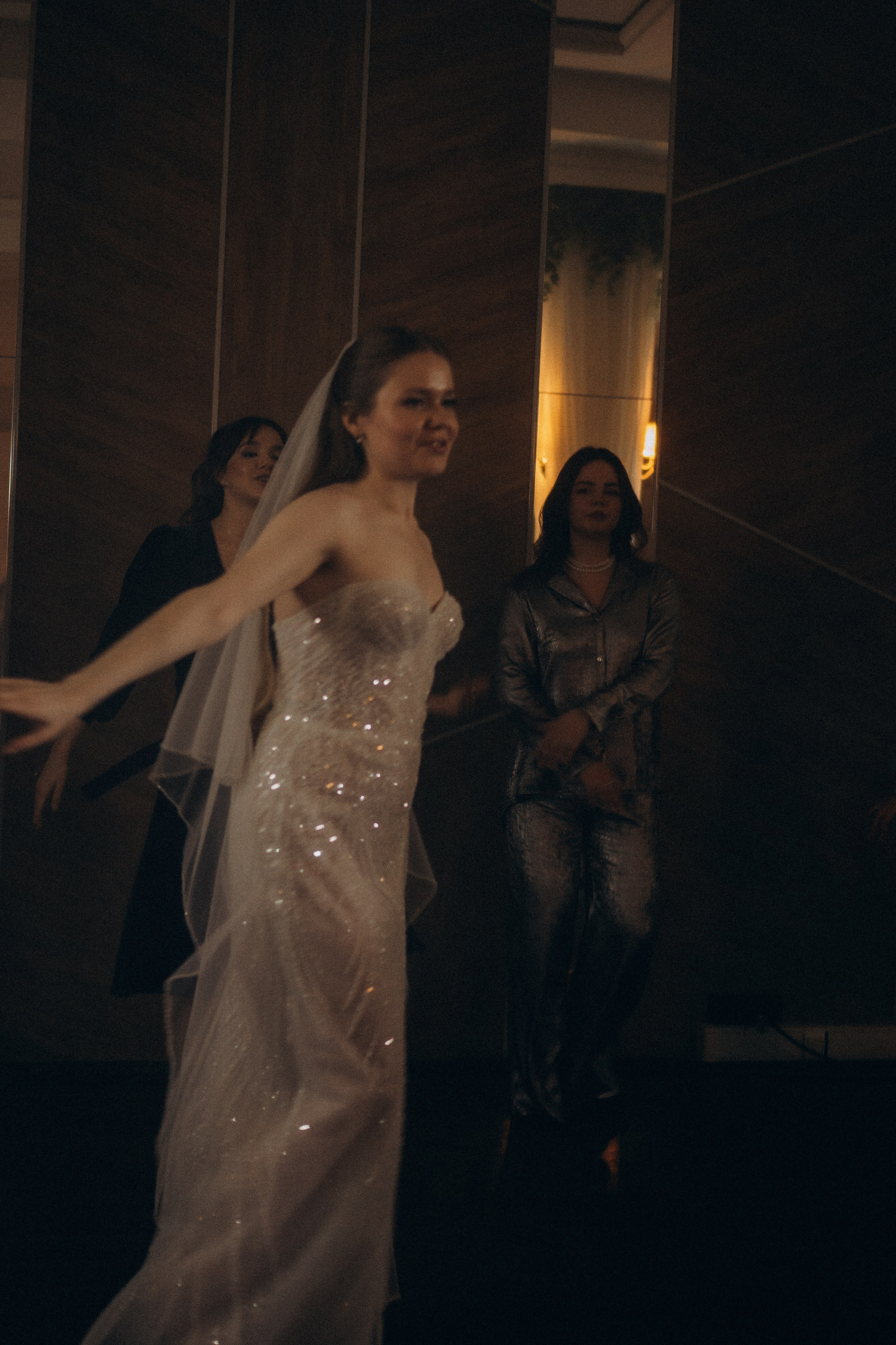 СЬЕМКА СВАДЕБНОГО БАНКЕТА (СНЯТО В СИБИРЕ В НИЖНЕВАРТОВСКЕ). Профессиональный фотограф, Санкт-Петербург — Виктория Богомолова