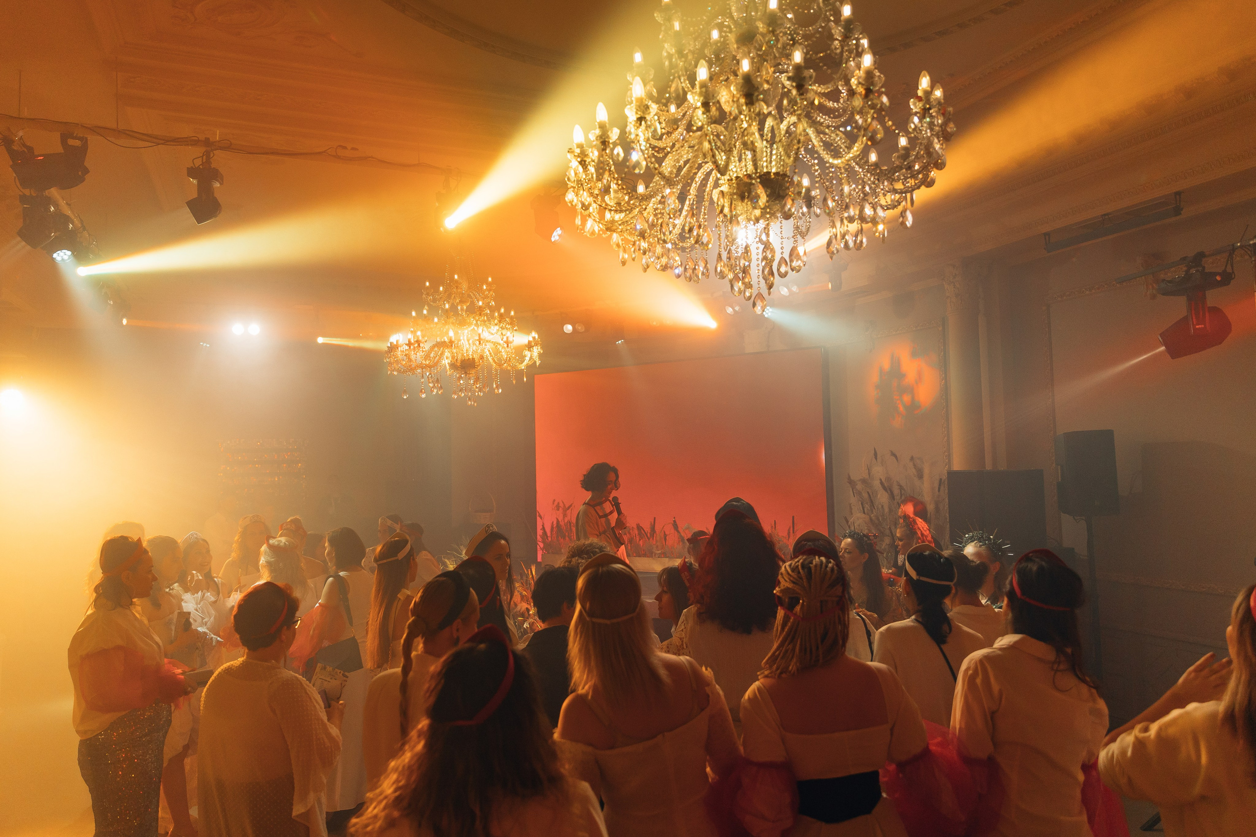 МЕГАДЕВИЧНИК 8 марта. Портфолио свадебного фотографа. Роман Каргаполов