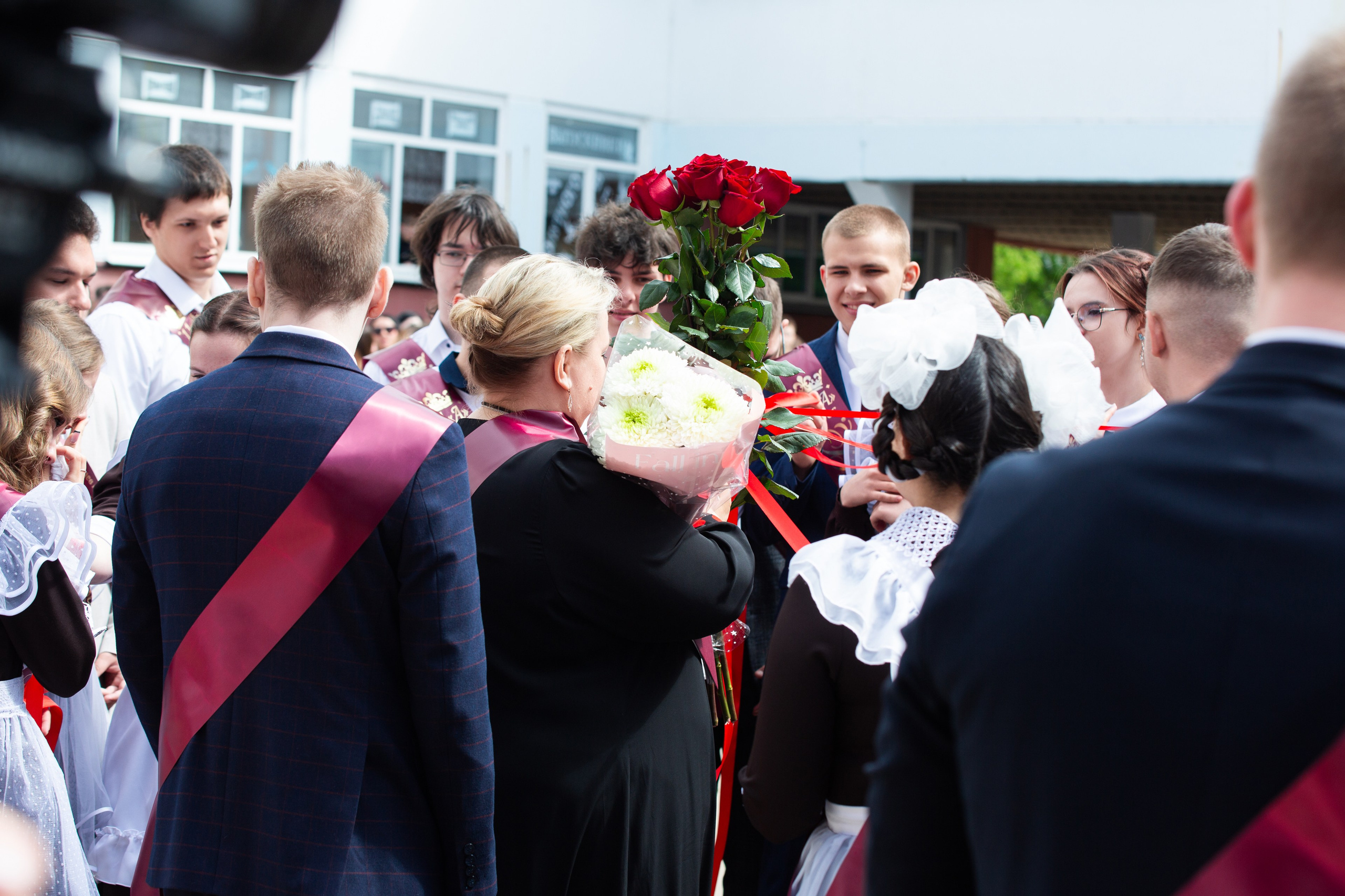 ПОСЛЕДНИЙ ЗВОНОК 2025 9 ШКОЛА Г. МЦЕНСК. Профессиональный фотограф в Мценске и Орловской области