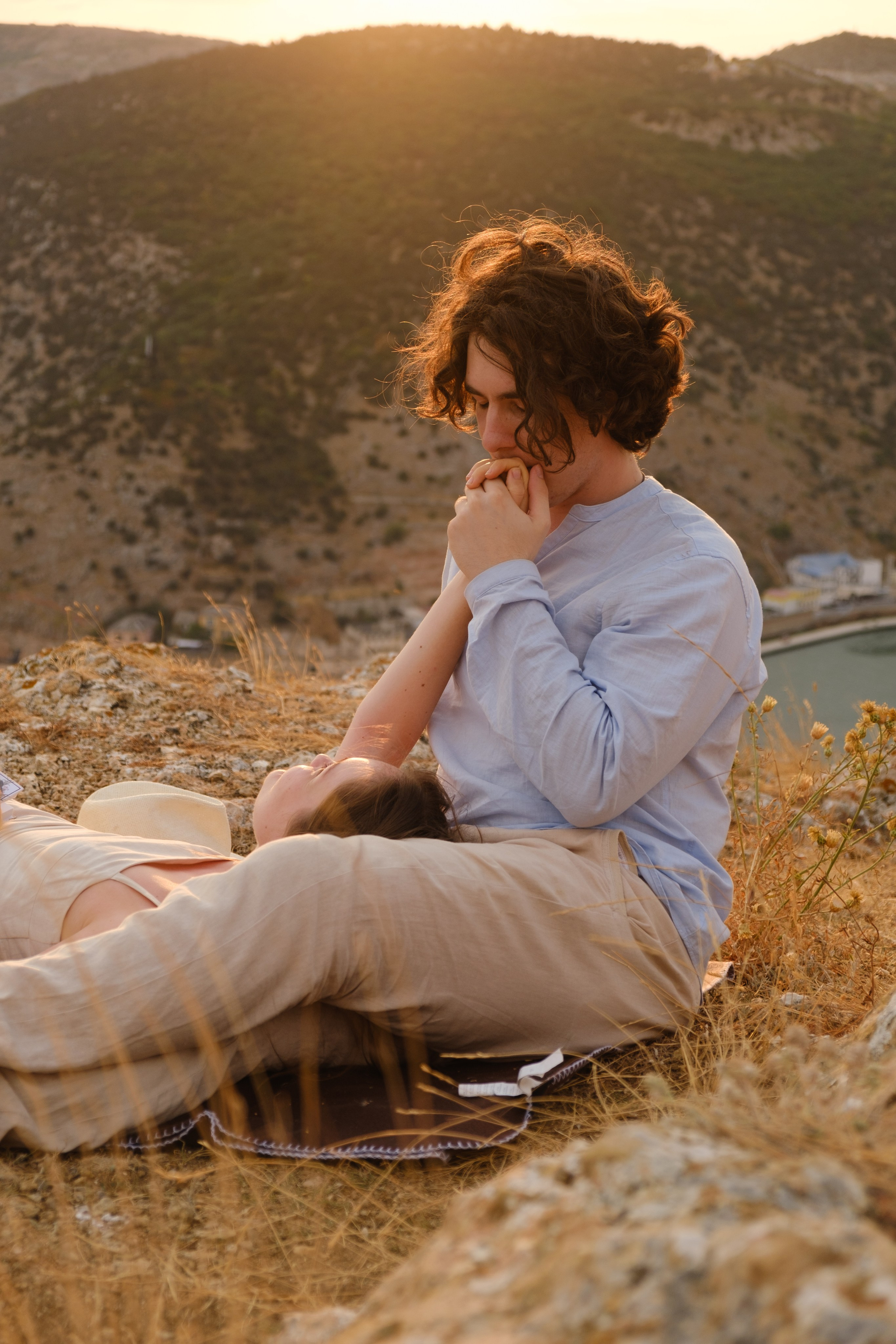 Л+Н в Балаклаве. Профессиональная фотосъемка в Крыму. Натуральные эмоции и живые кадры. Забронируйте дату прямо сейчас!