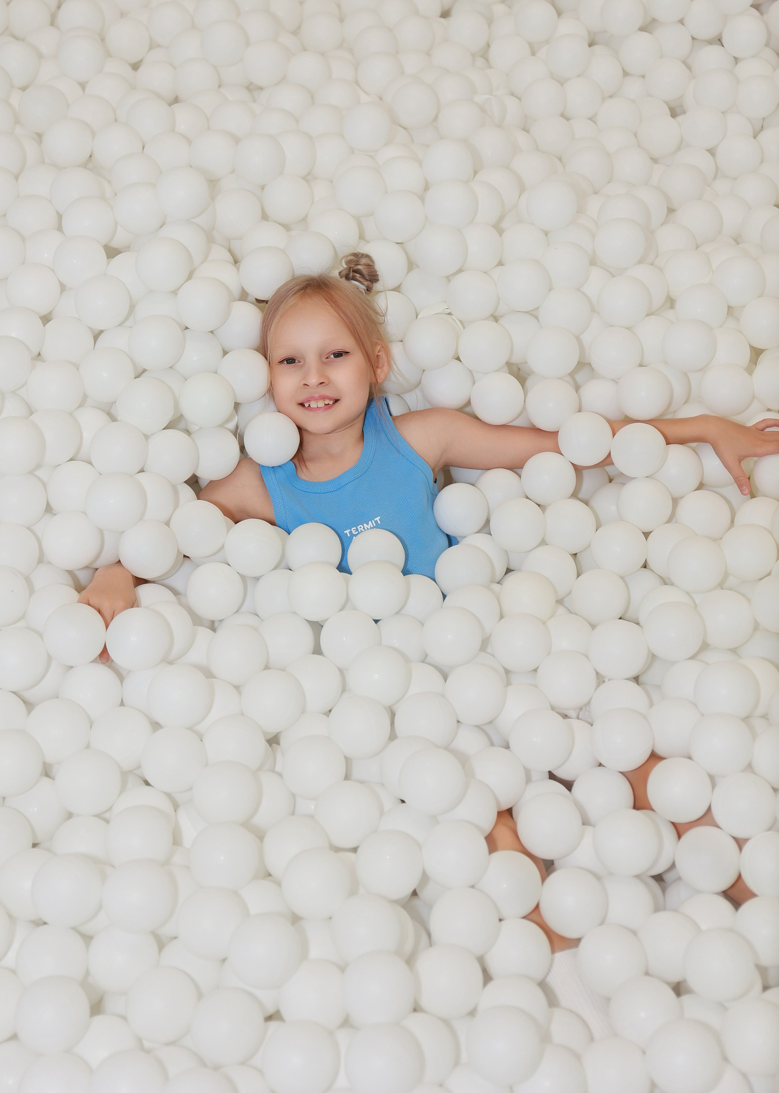 Сухой бассейн «Облака». Детский семейный фотограф Краснодар