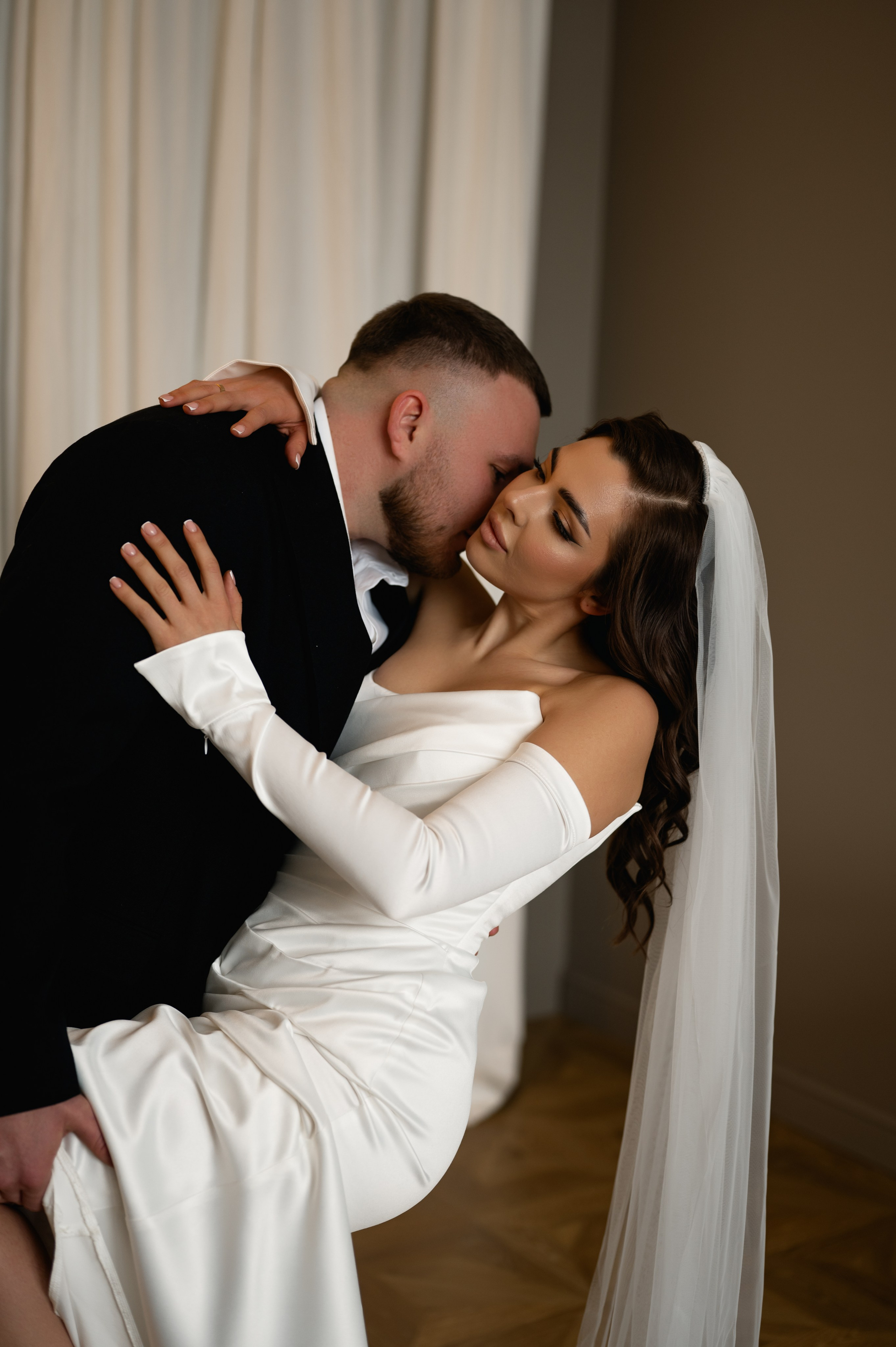 Свадебная фотосессия в студии. Свадебный и семейный фотограф в Краснодаре Алина Мельник