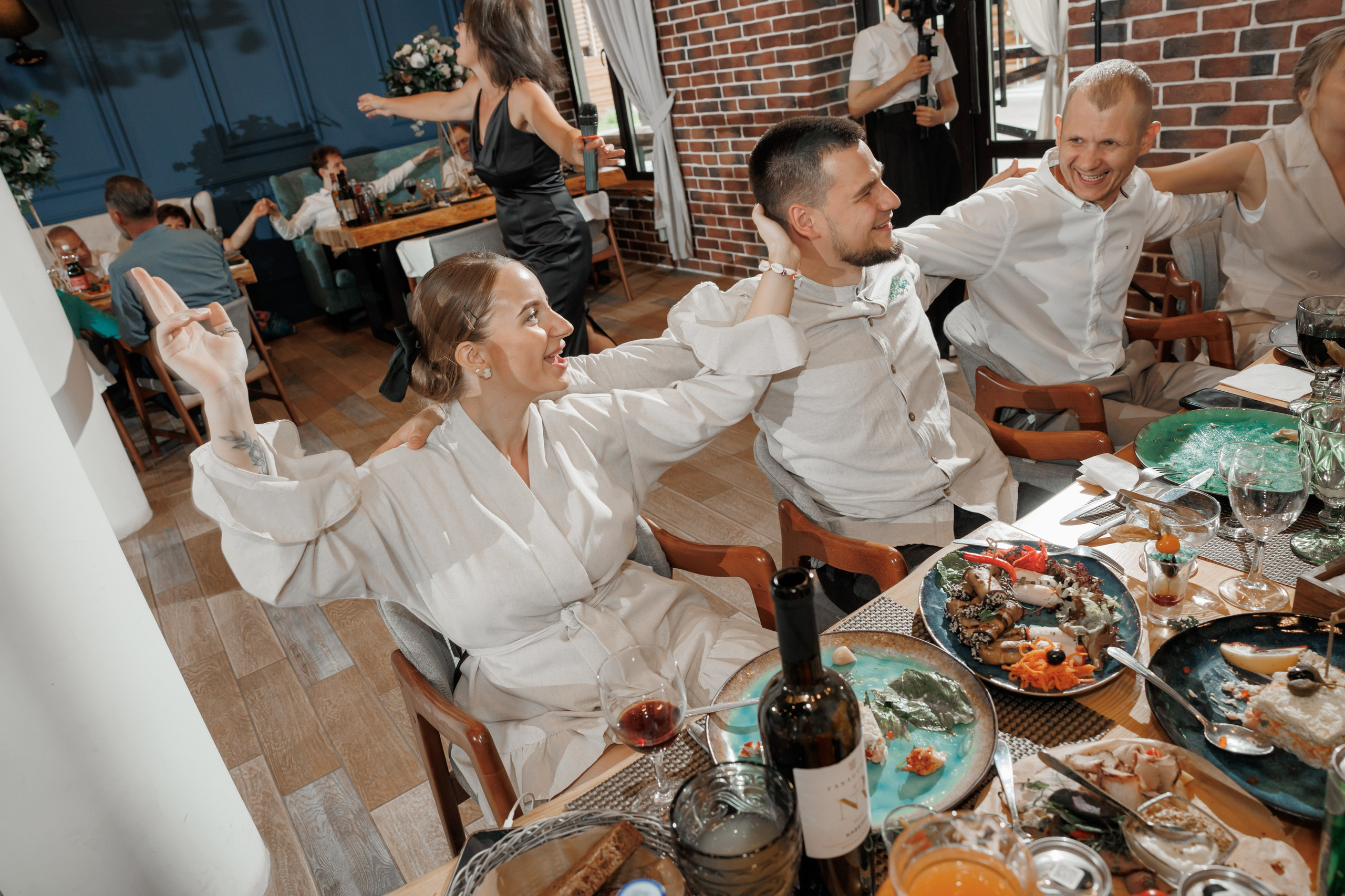 Полина и Дмитрий, загородный клуб «Барин», ЗАГС в г. Пушкино. Свадебный и репортажный фотограф (Москва, Королев и другие)