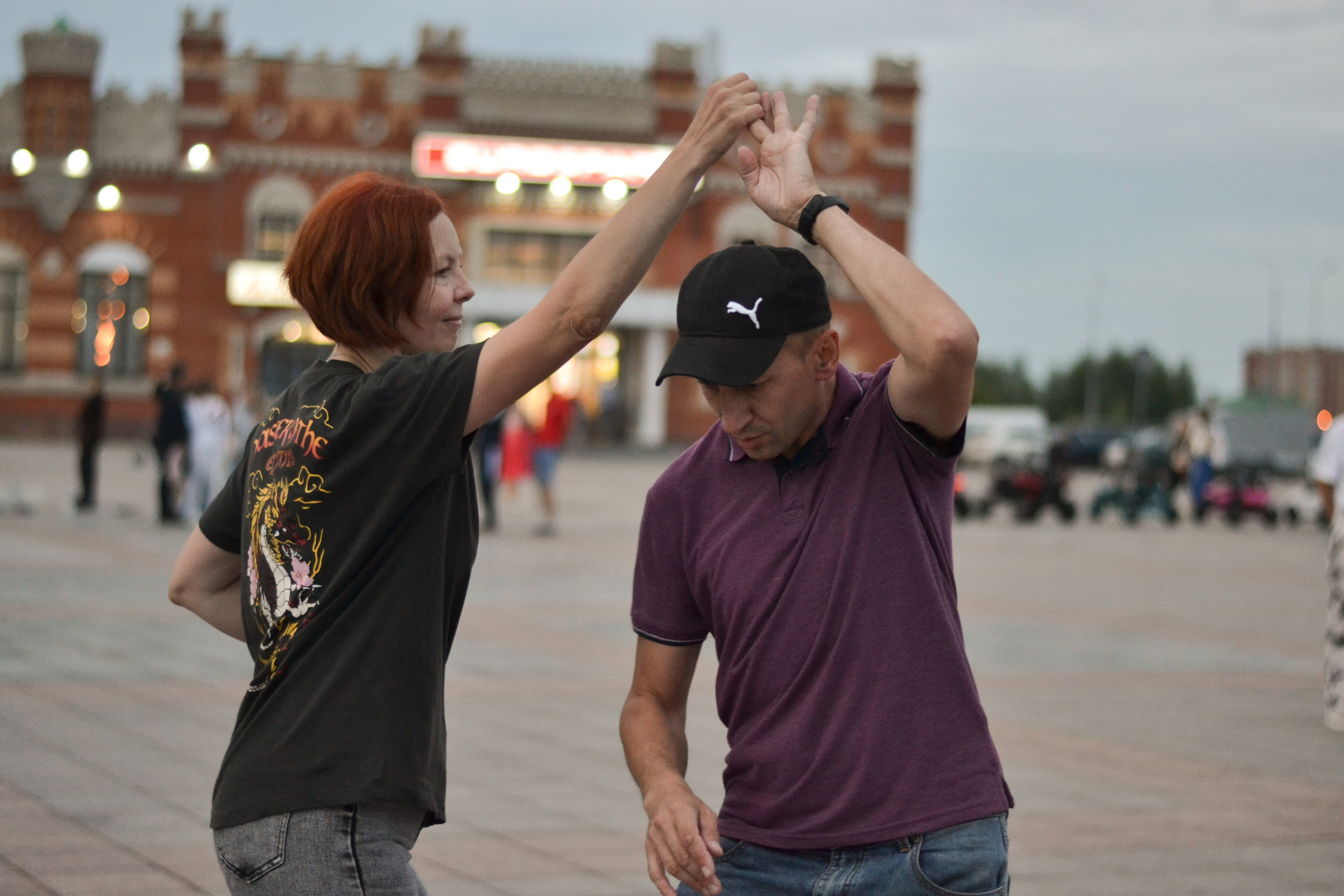 Оупен. Семейный и свадебный фотограф в Йошкар-Оле Виктор Крайт