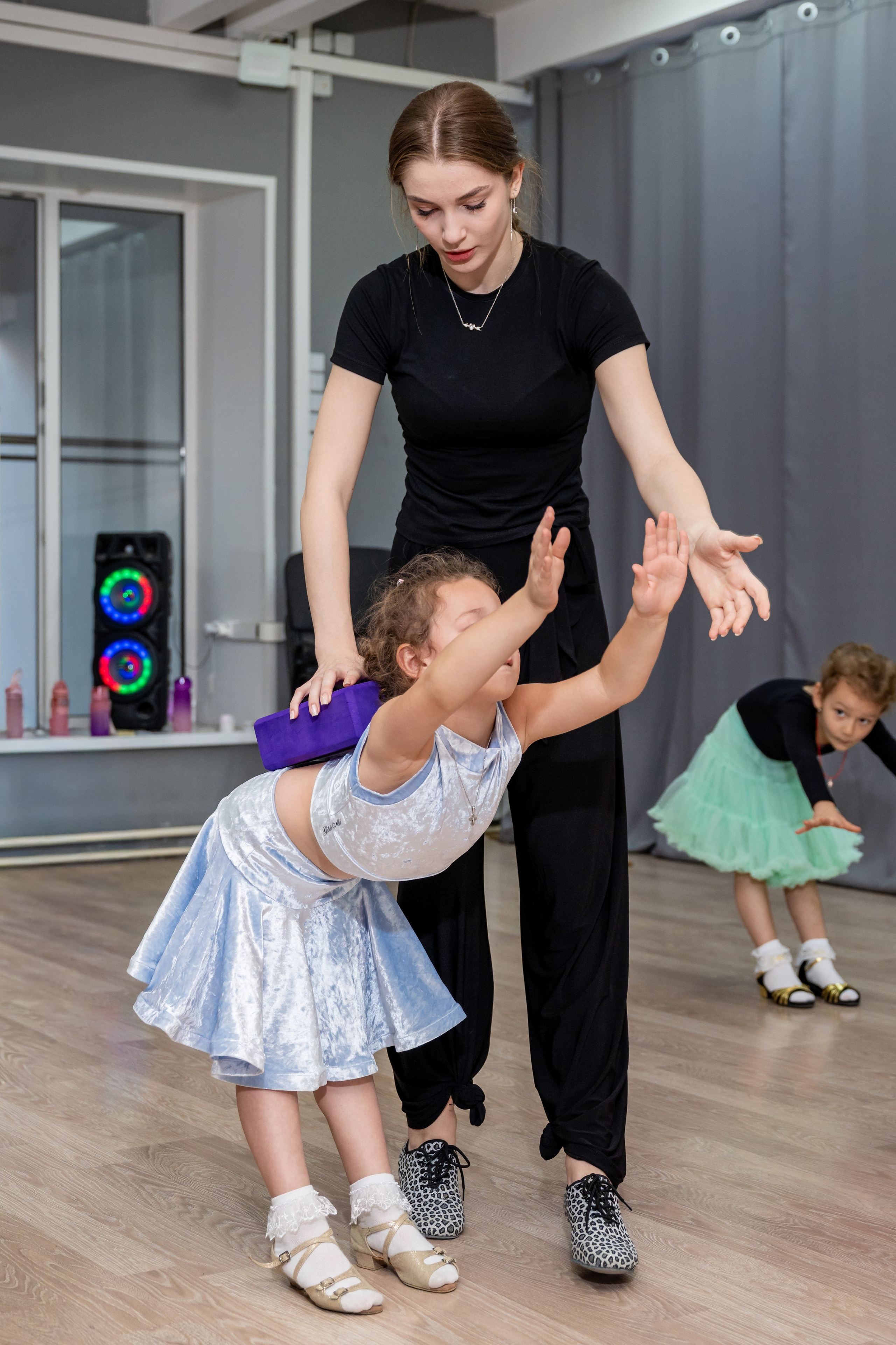 Группа 3-6 лет первый и второй год обучения. КонТакт — спортивные бальные танцы в Москве