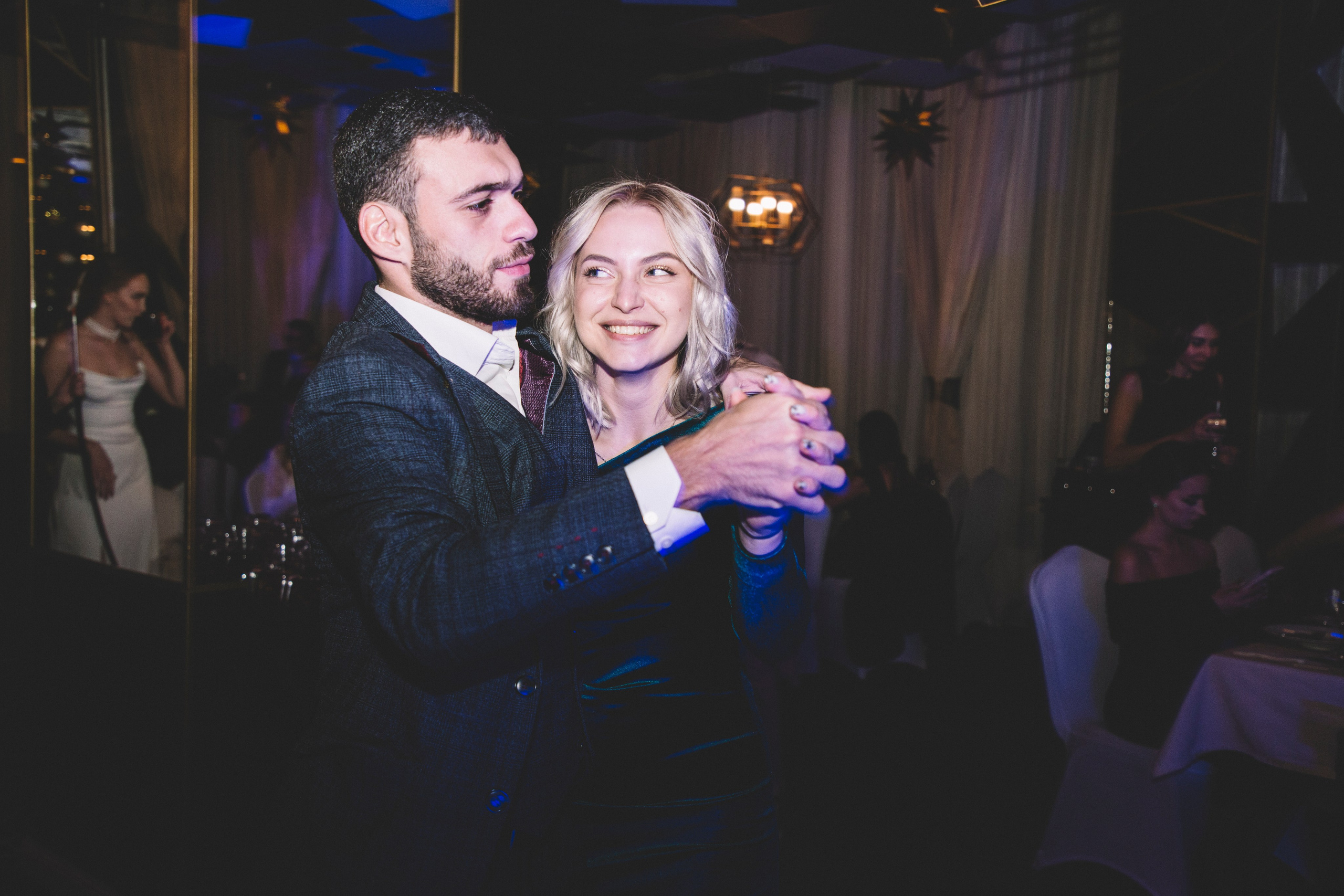 KOSMODOM. Портретный и свадебный фотограф Даня Похватова