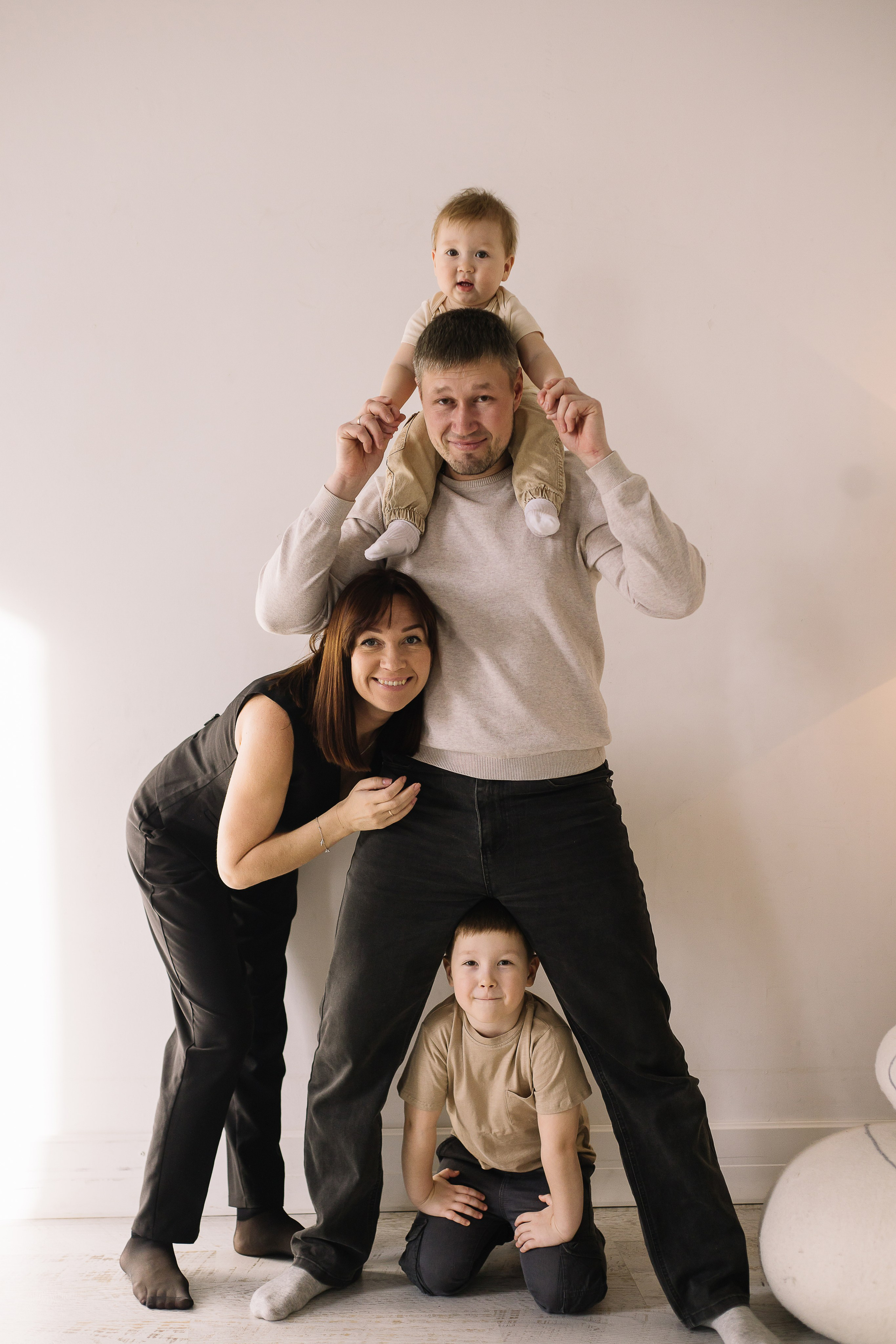 Семейная фотосессия в городе Томске. Семейный фотограф в Томске Максимова Екатерина