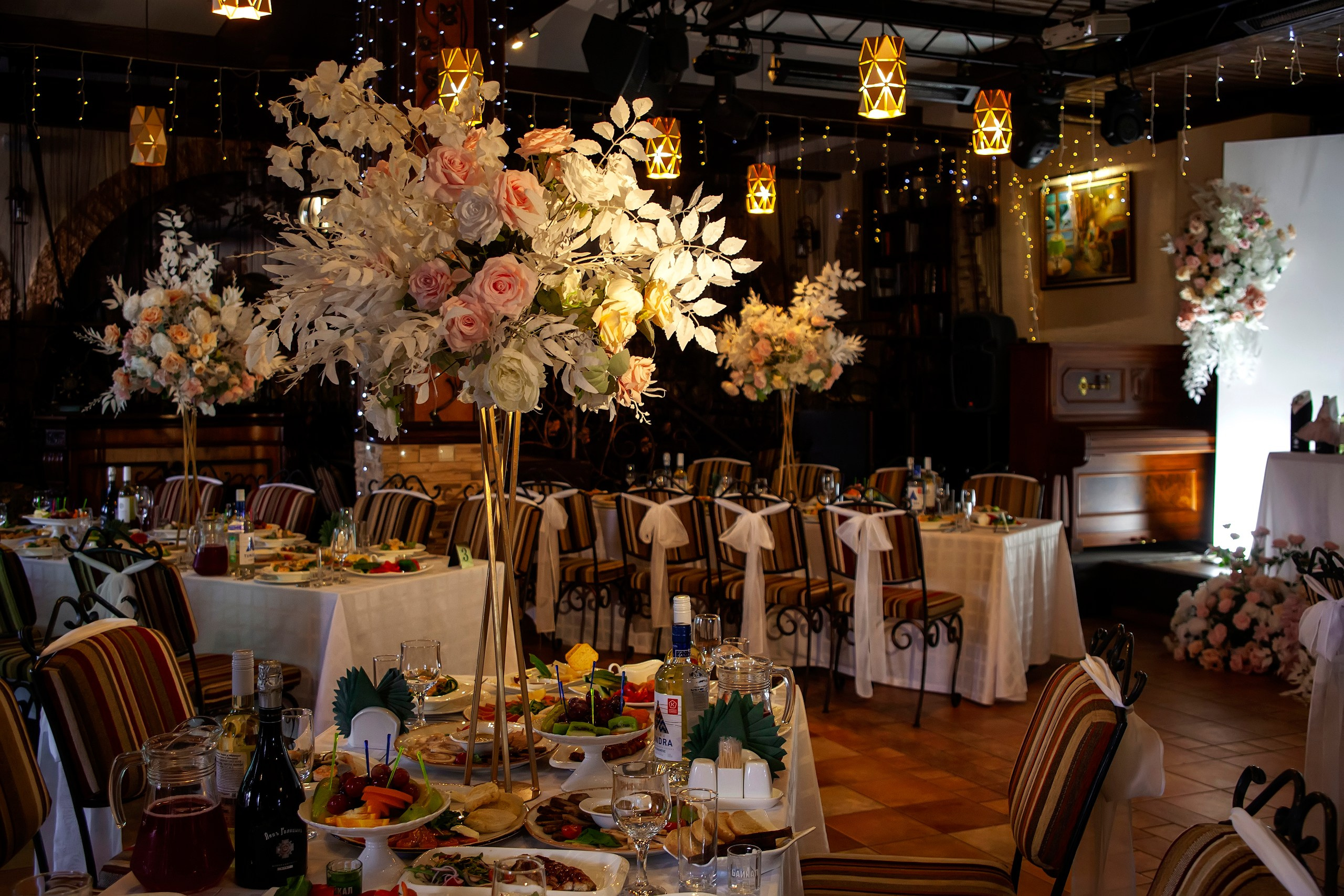 Свадебный декор ресторана Обломов - фотограф Наталья Янкаускене
