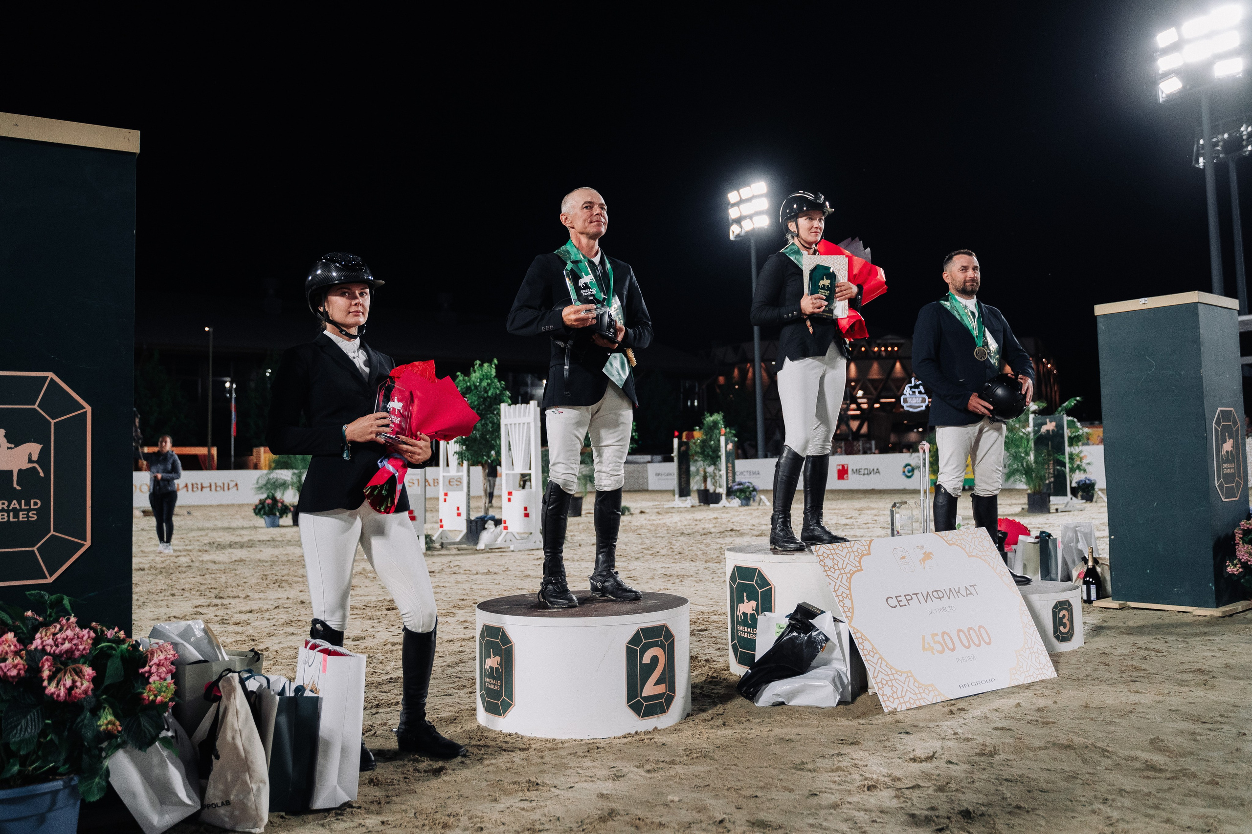 Магия Востока в Emerald Stables. Свадебный и семейный фотограф в Москве и МО Геннадий Туманцев