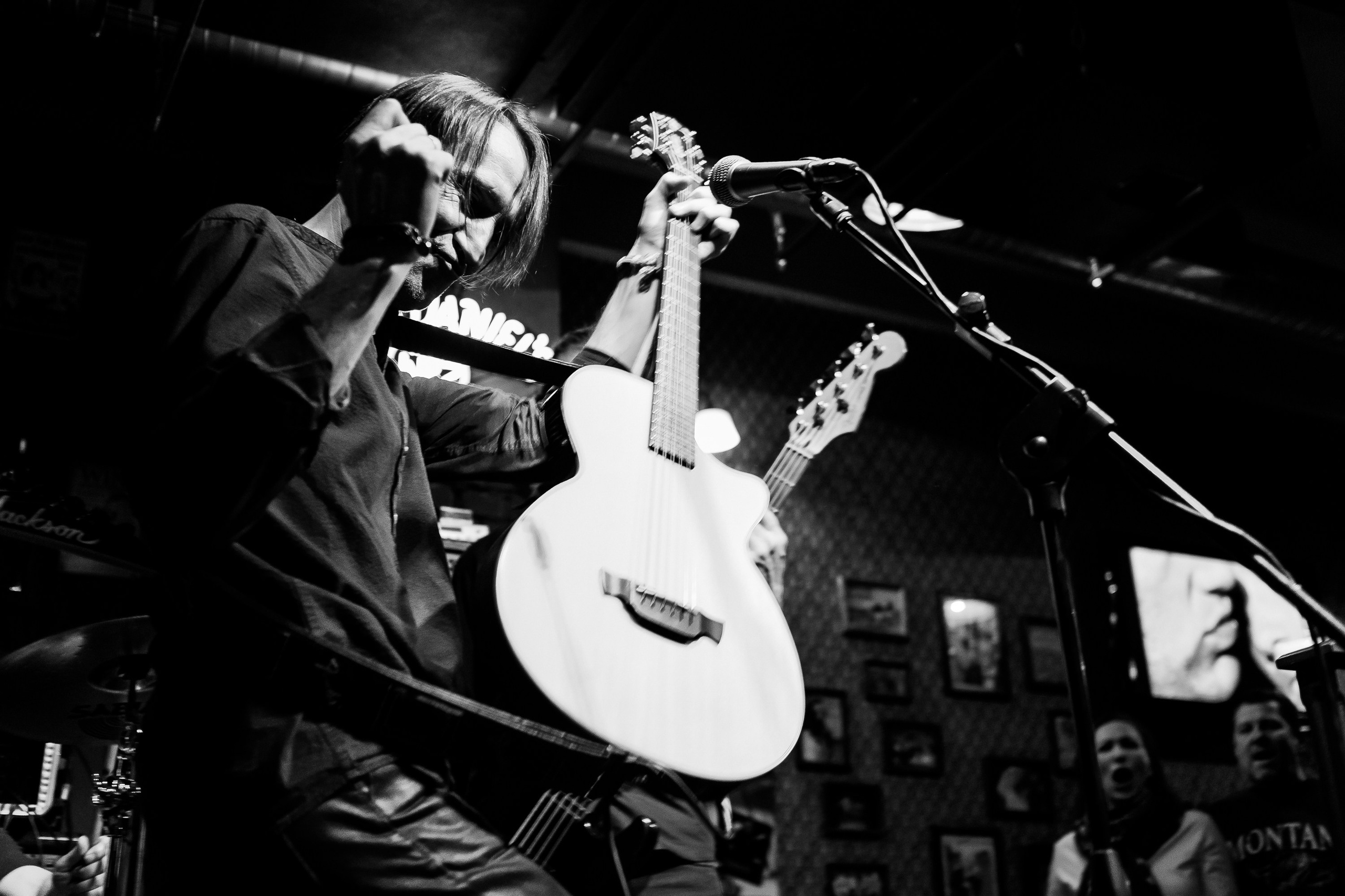 Томас 2023 The Бочка pub. Фотограф в Челябинске Ополихина Анна