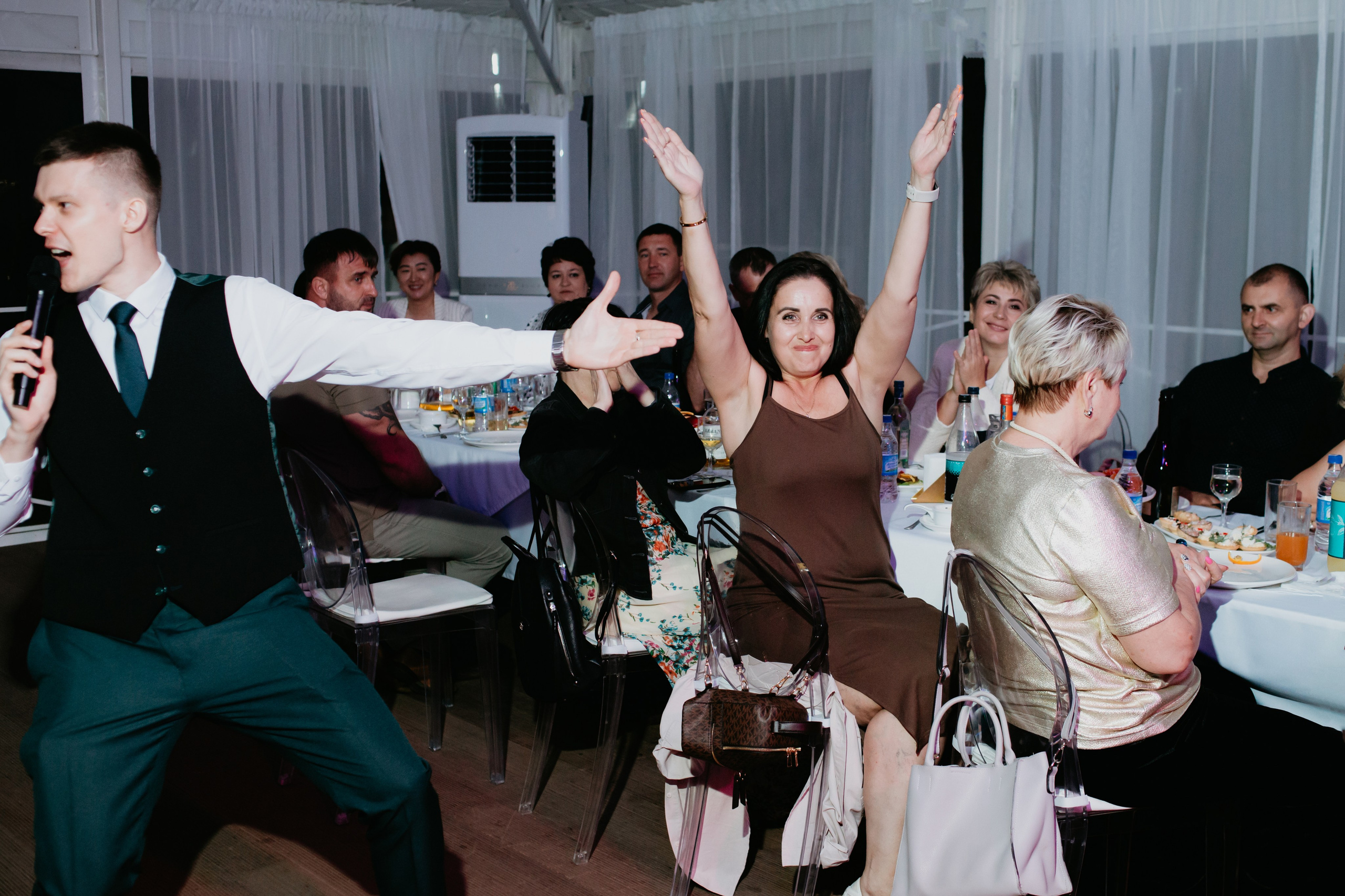 Выпускной 2025 (41 школа) 11 класс. Фотограф в Челябинске Ополихина Анна