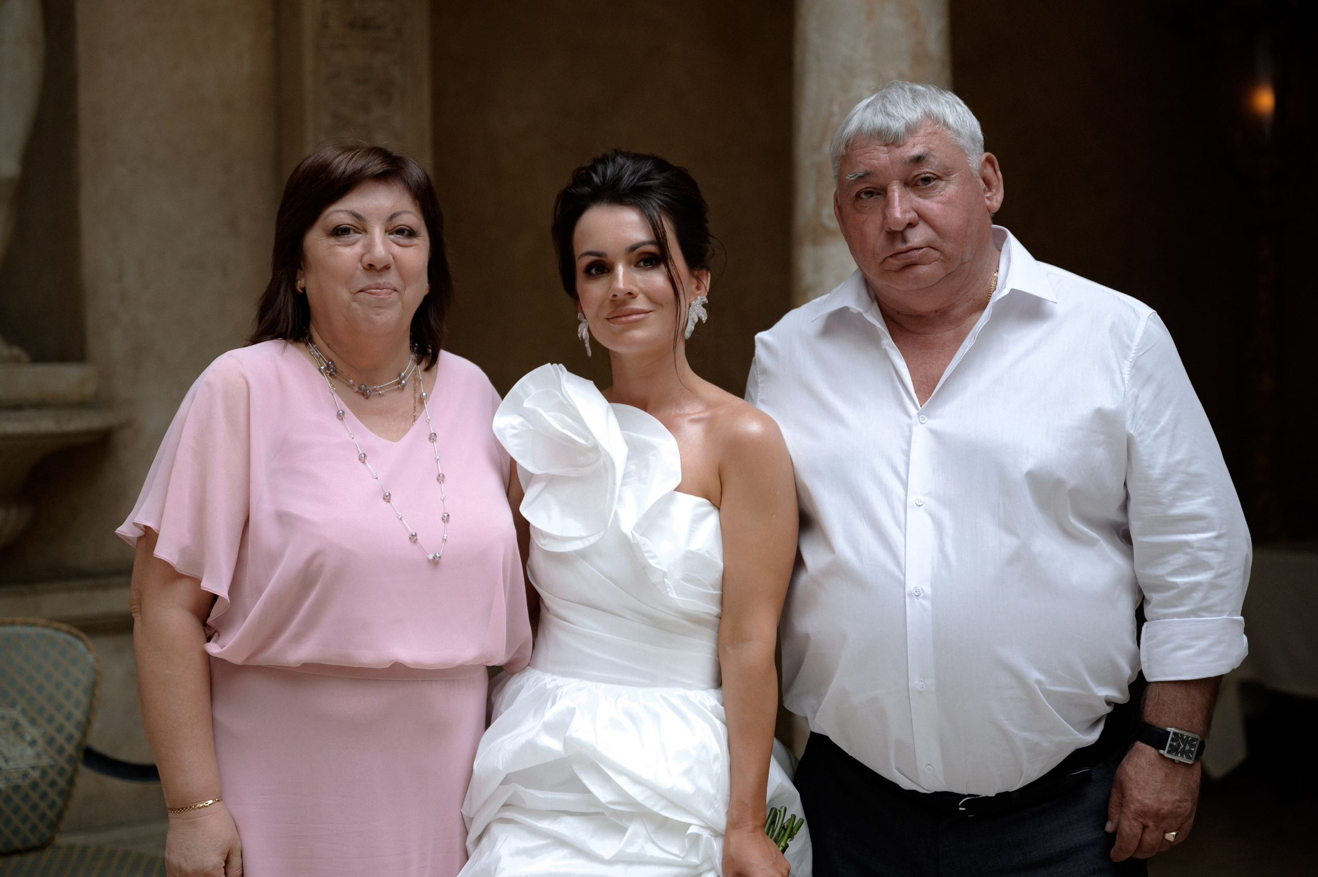 23.08.2024. RETOUCH-HOUSE