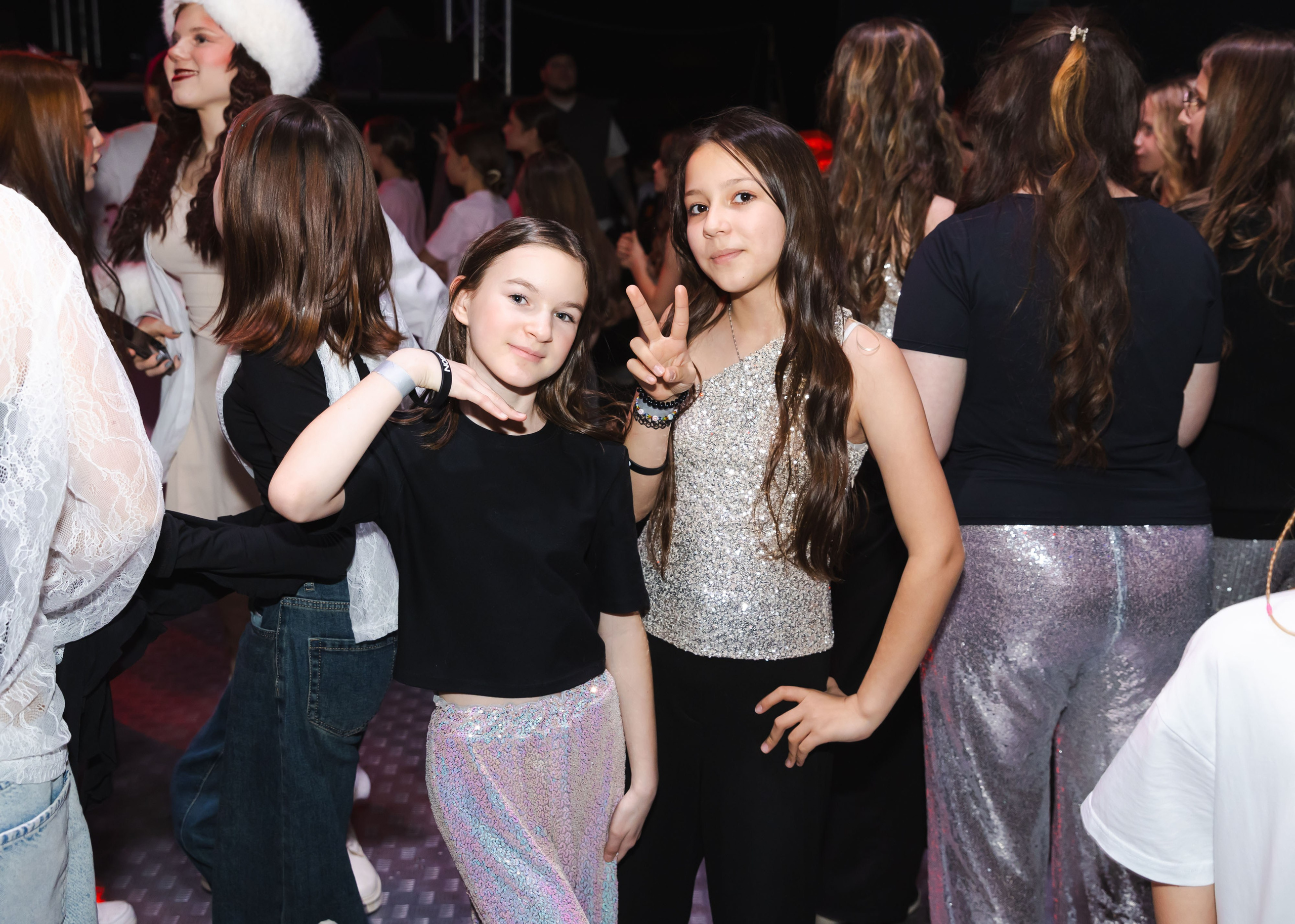 21.12.2025 Новогодняя Тусовка Non Stop. ФОТОГРАФ ВИНОГРАДОВА ДАРЬЯ