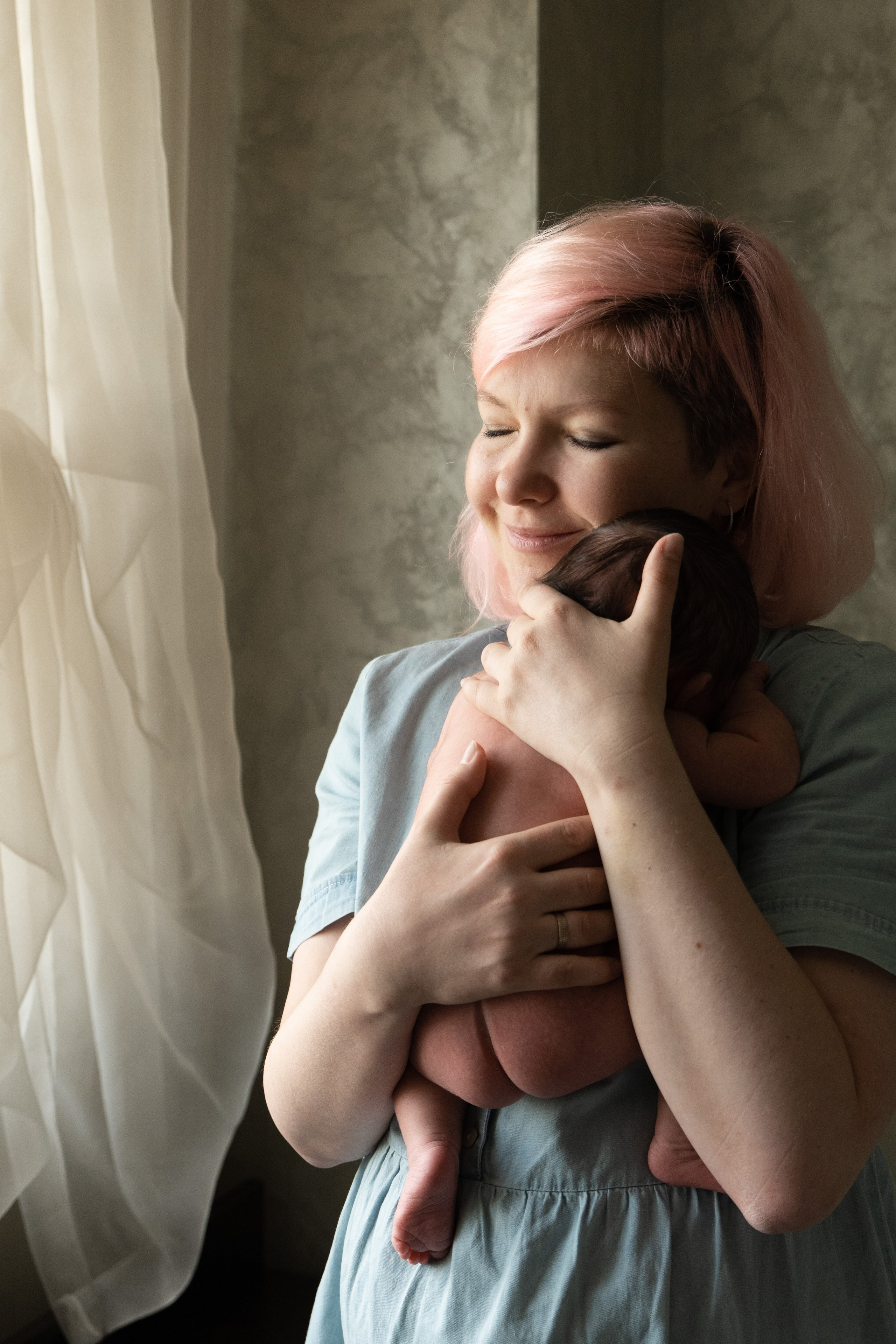 Домашняя фотосессия с новорожденным. Фотограф видеограф Ольга Василевская