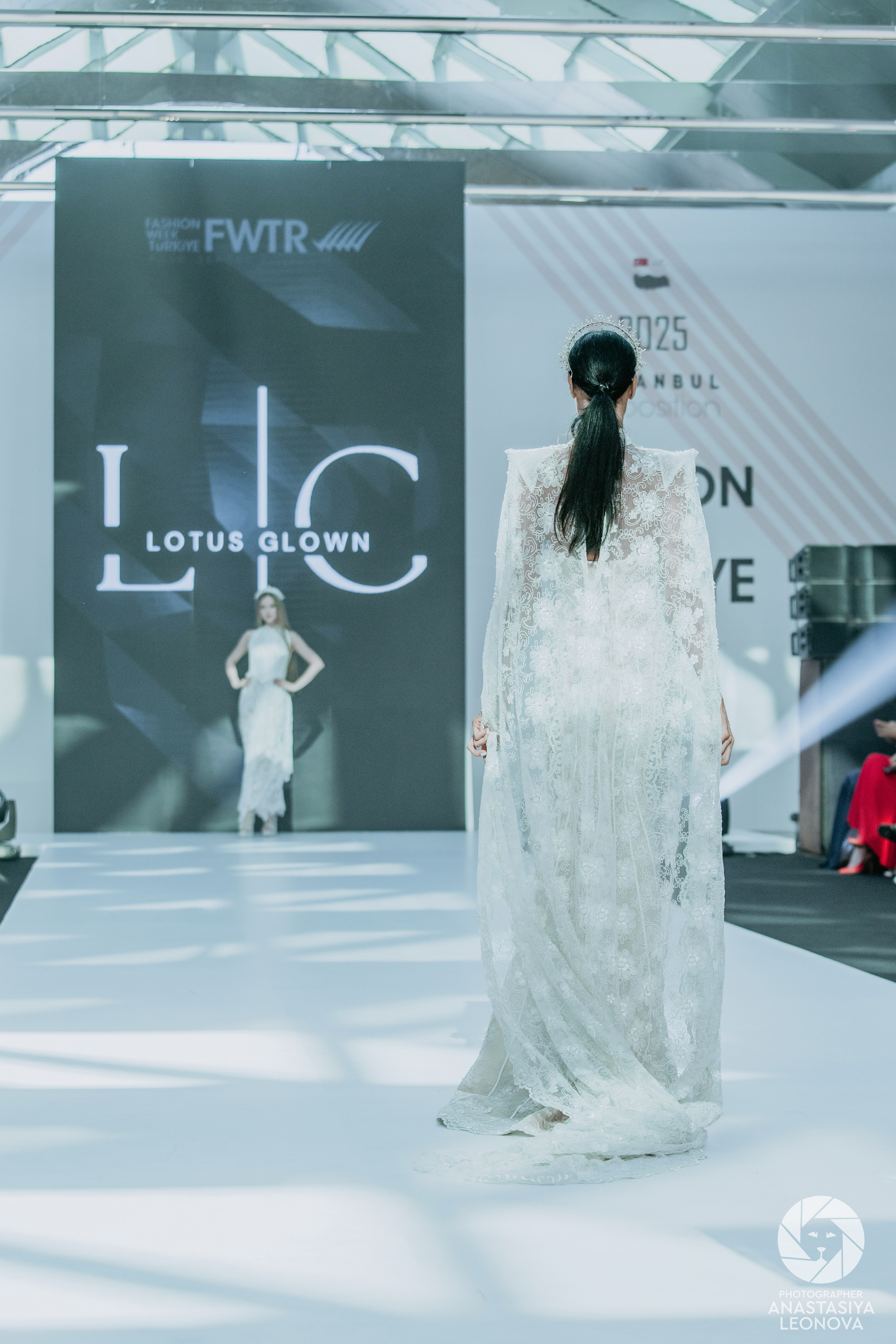 Fashion Week Türkiye [spring, 2025]. Anastasia Leonowa