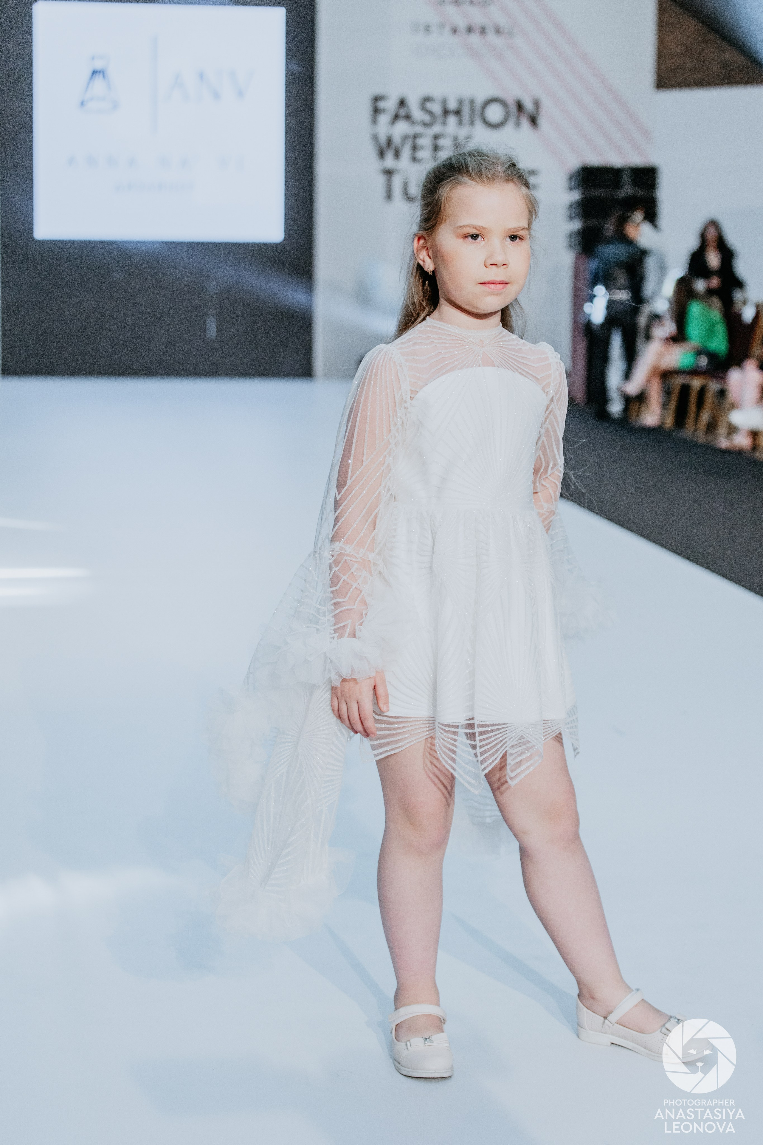 Fashion Week Türkiye [spring, 2025]. Anastasia Leonowa