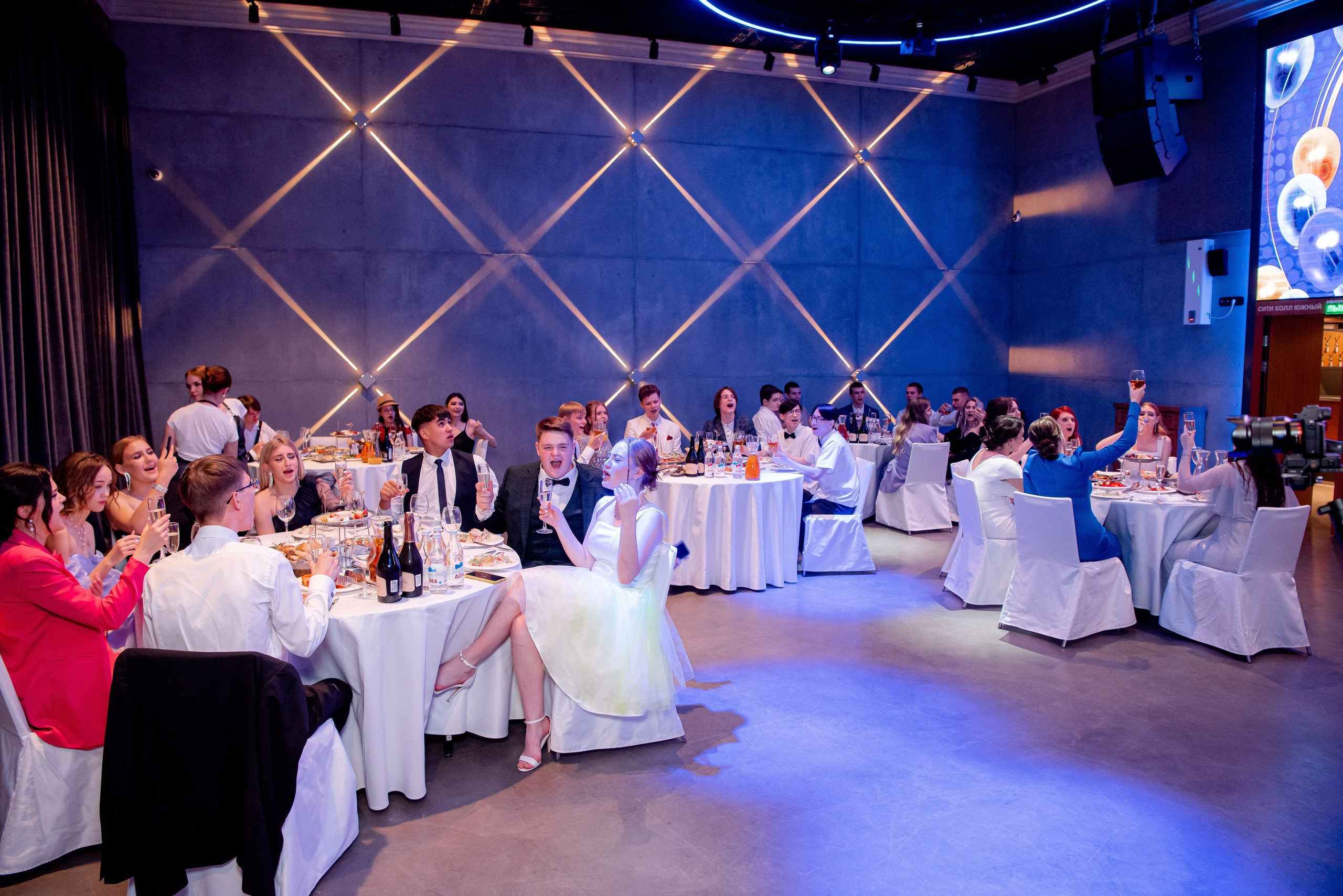 140 Школа. Вручение и Банкет. Сити Холл. Фотограф в Волгограде и Волжском Александр Горбань