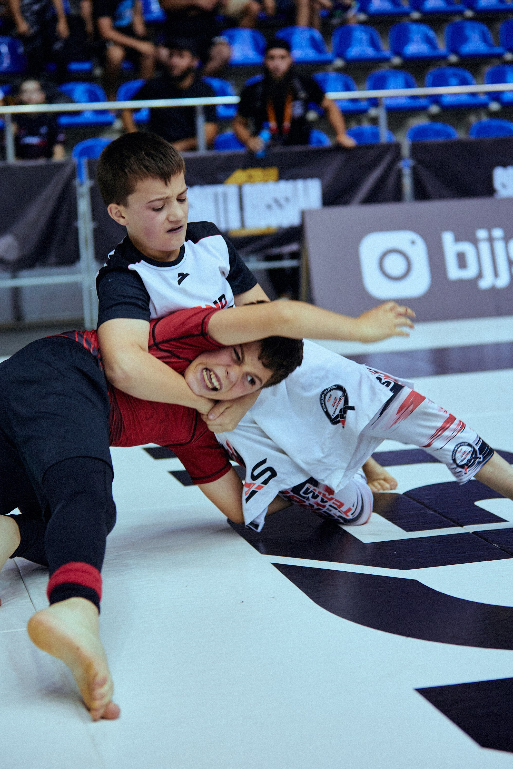 ACB JJ. ПОЧЕМУ? СТУДИЯ