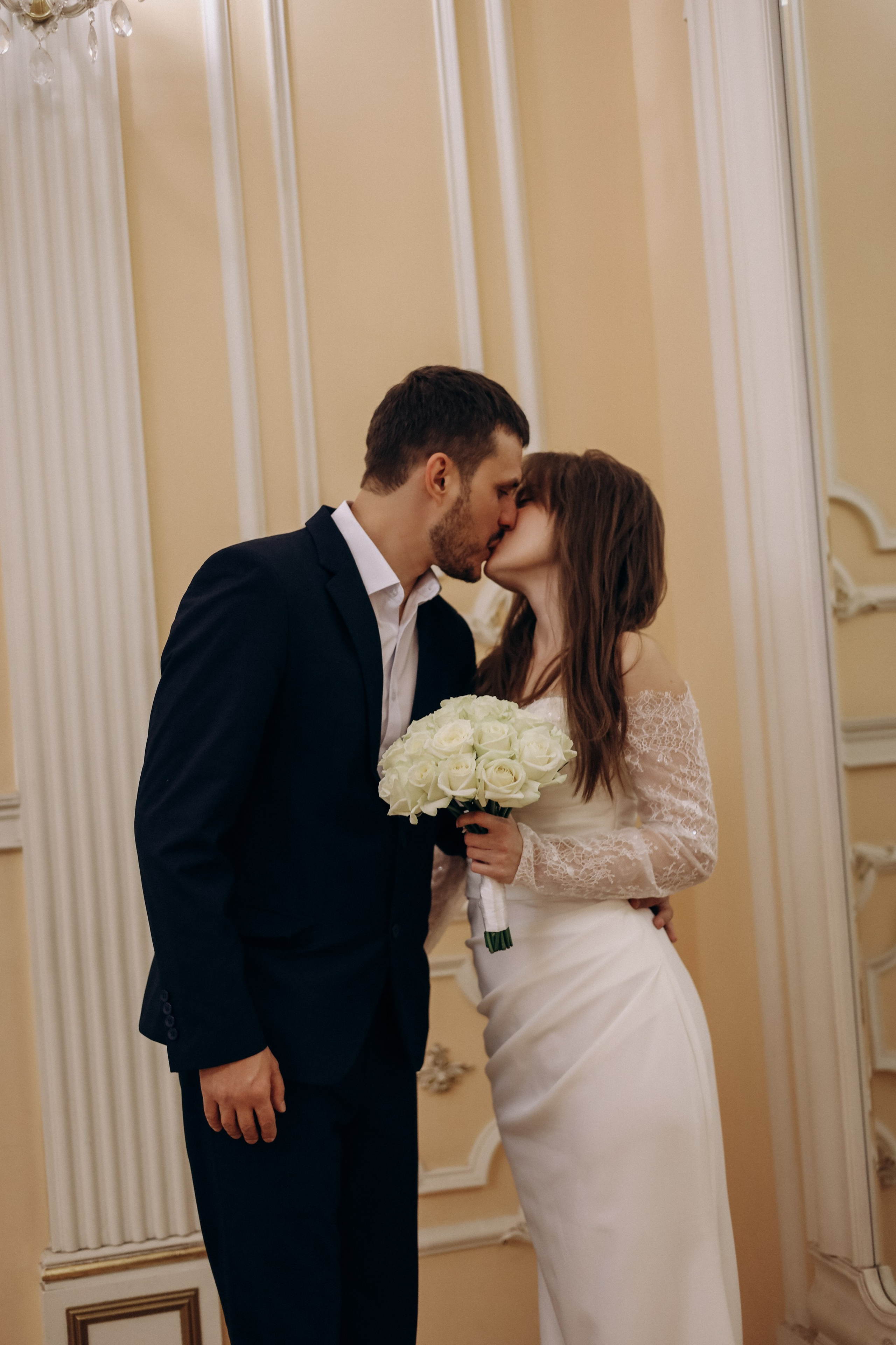 Ира и Денис. Амбассадори + Грибоедовский. Диана Чечель. Свадебный и семейный фотограф в Москве