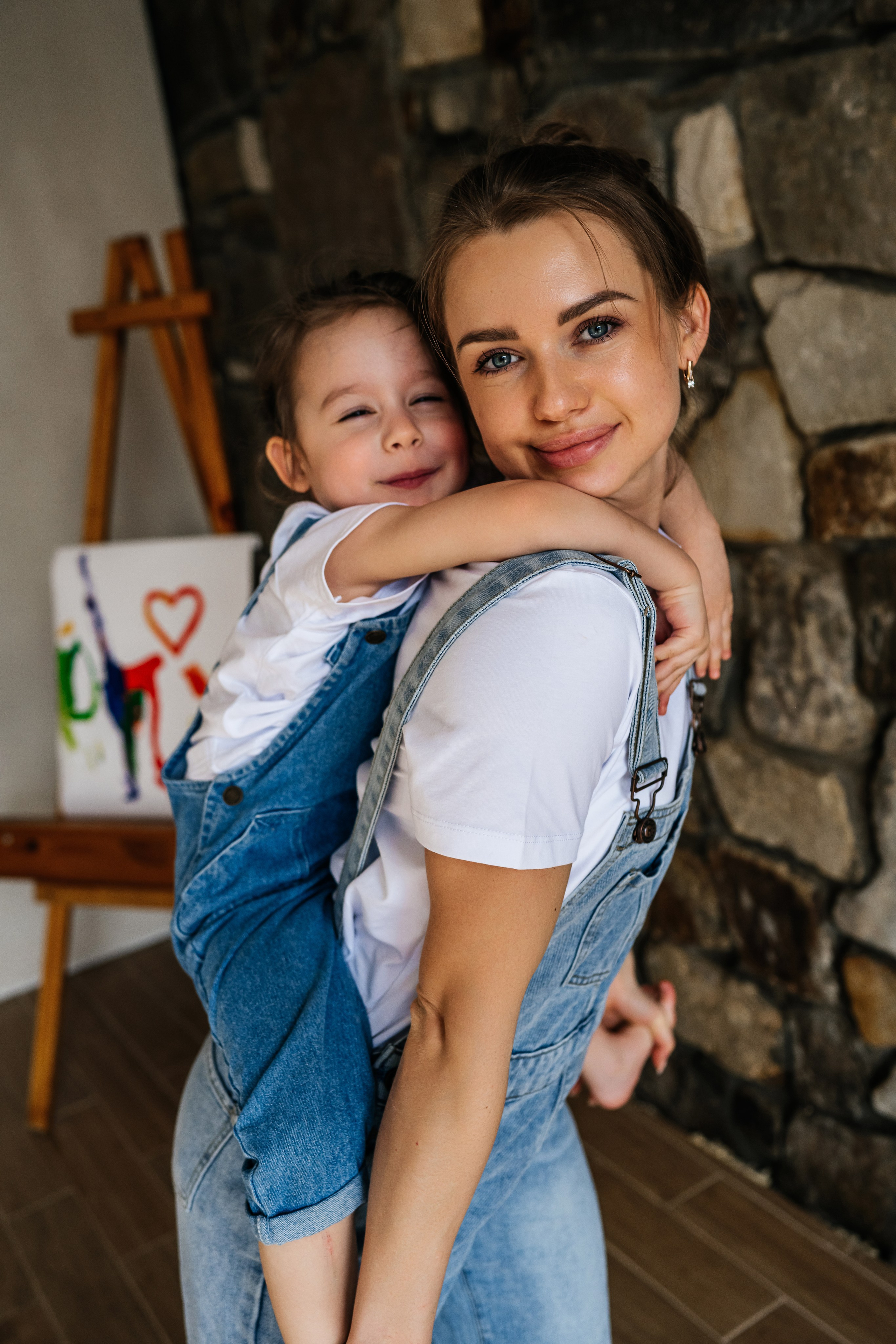 Мама с дочкой у меня в студии. Фотограф в Каменске-Шахтинском Ольга Сагал