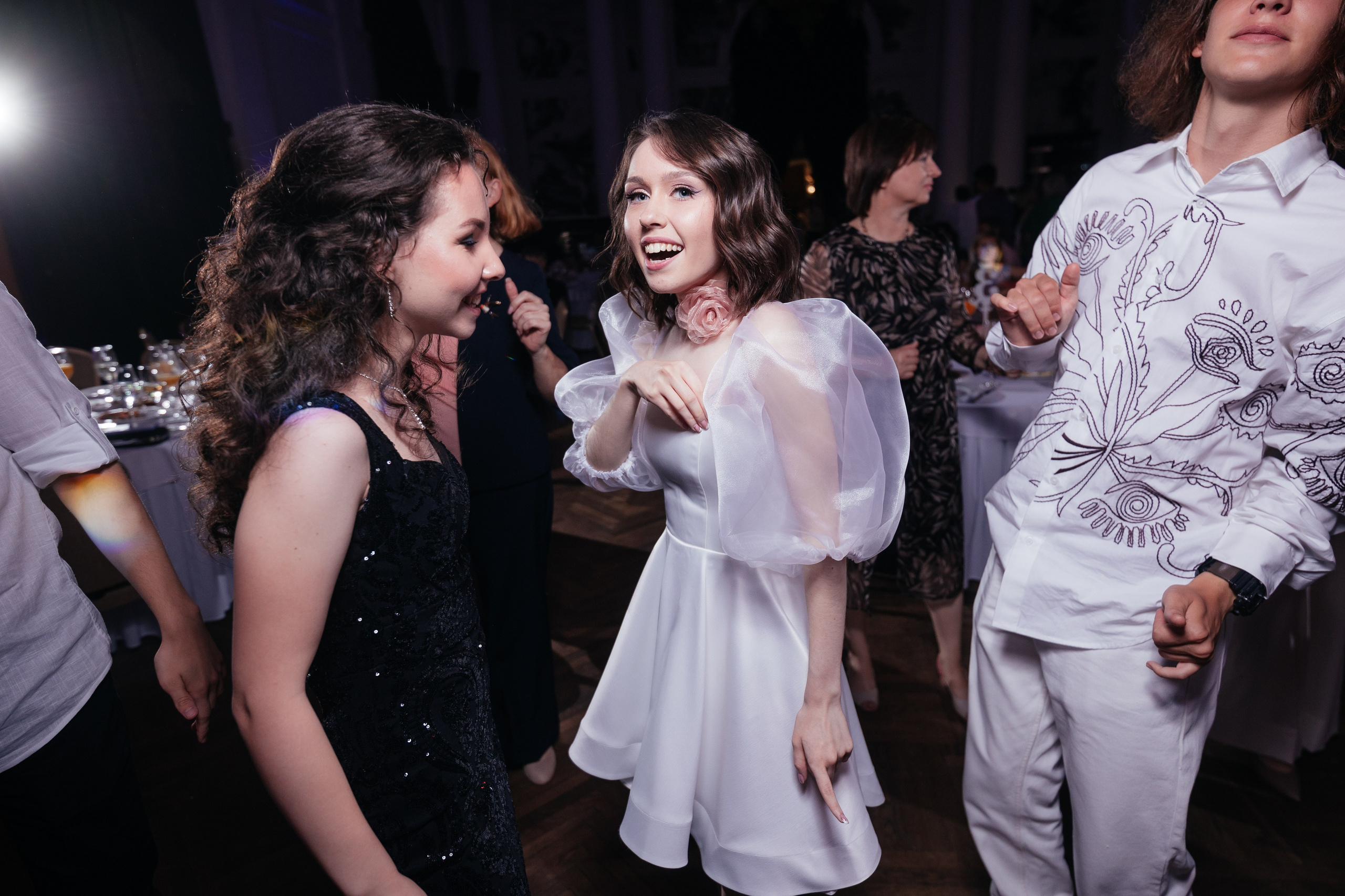 Выпускной 11 класс. Фотограф Крохин Олег