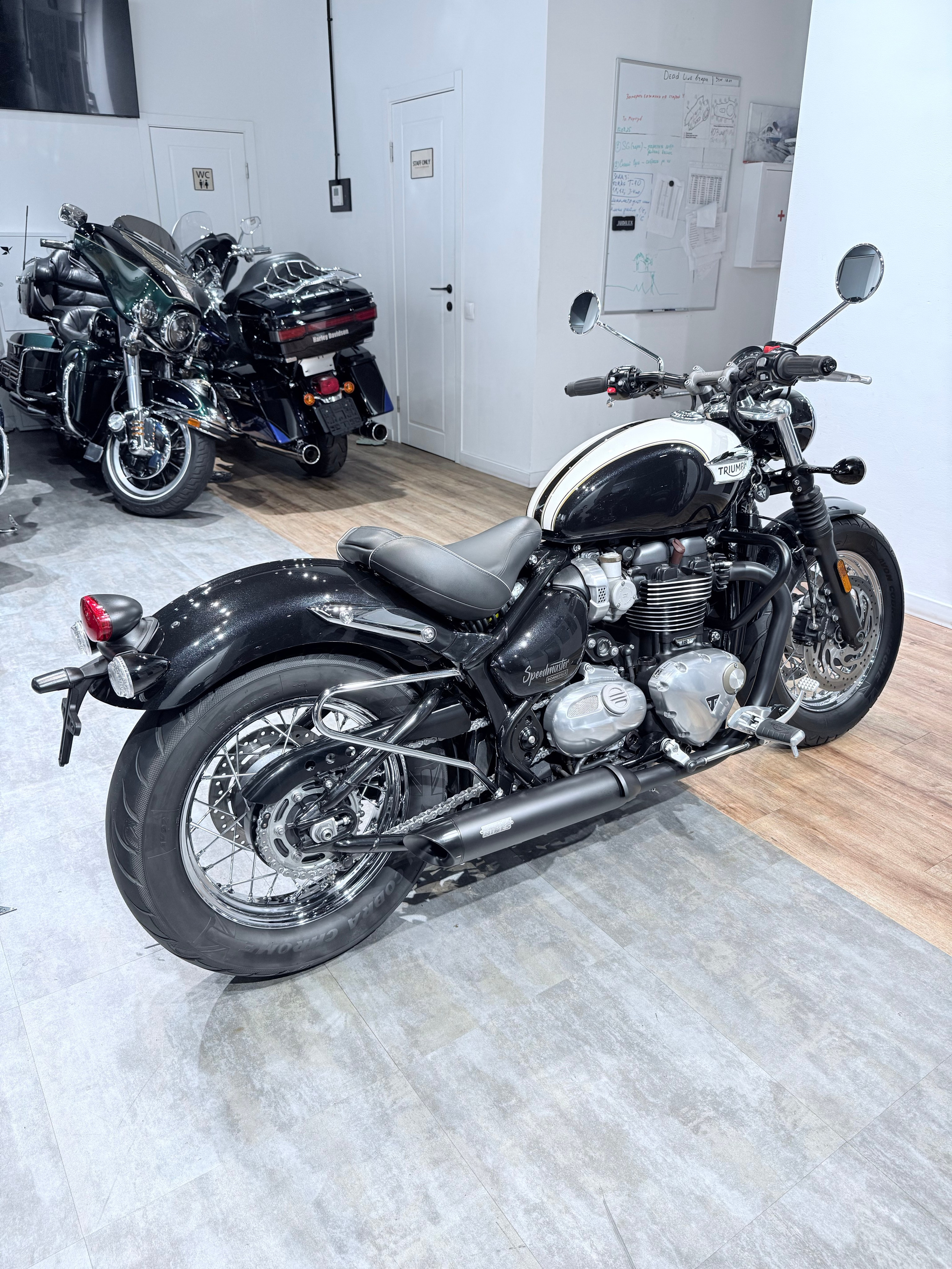 2019 Bonneville Speedmaster Bobber. Hello Davidson, Москва. Только хорошие мотоциклы…