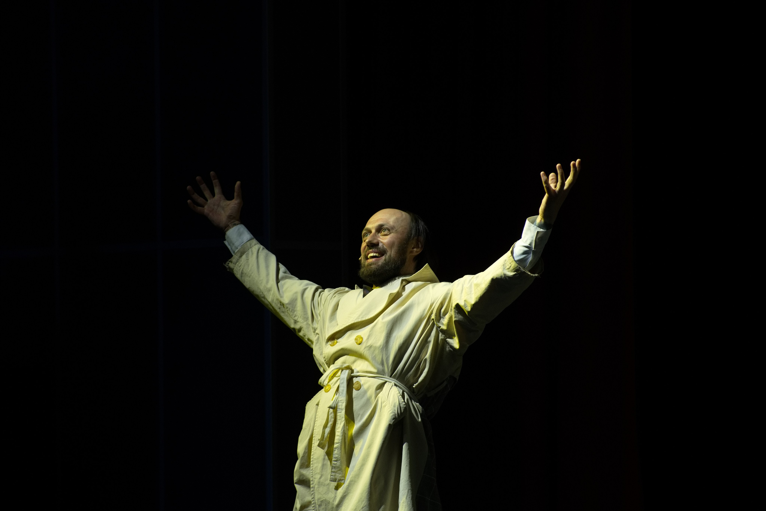 Театр И-Он, Мюнхгаузен. Семейный и детский фотограф Антон Зорин