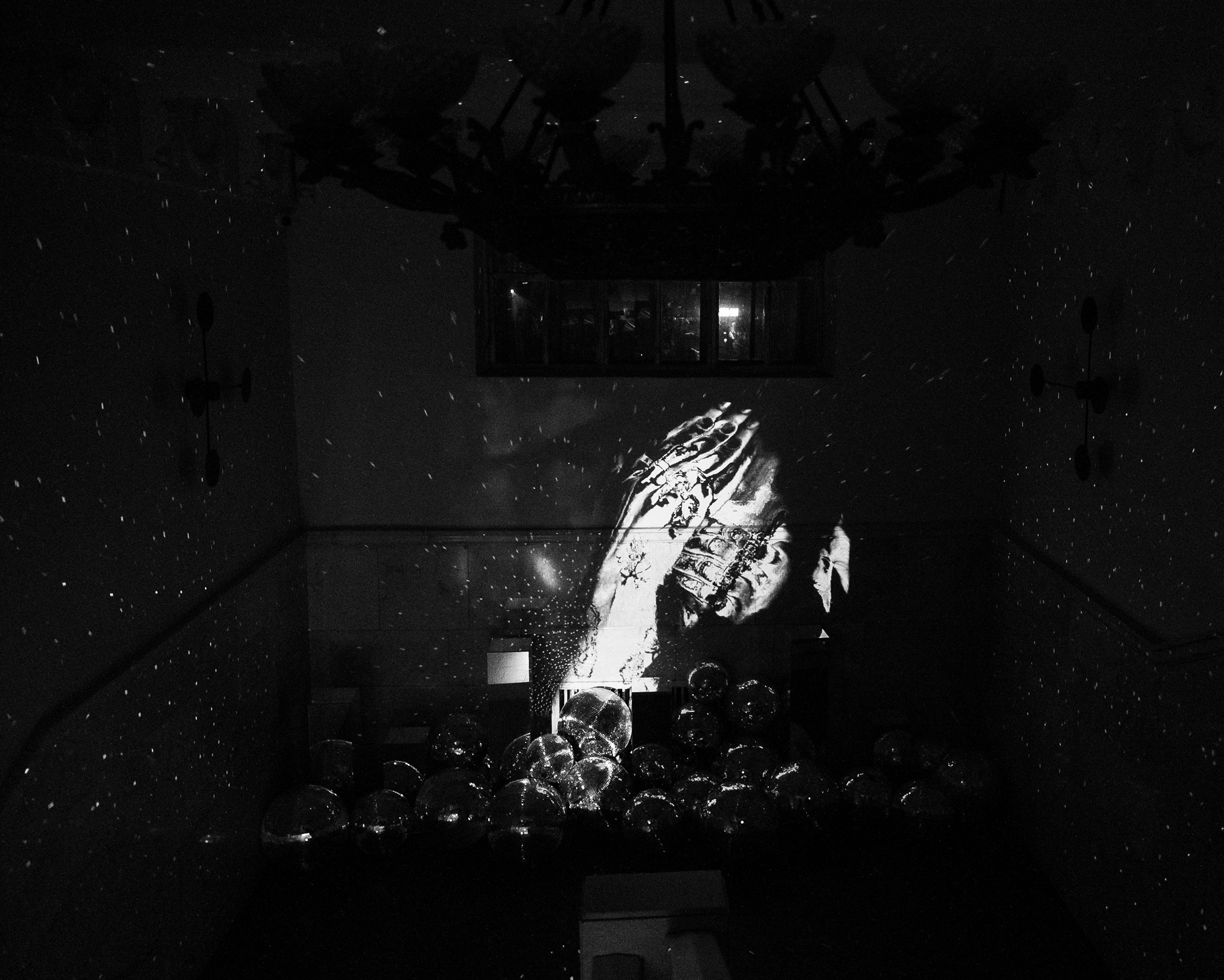 GOSHA KARTSEV Благотворительный бал