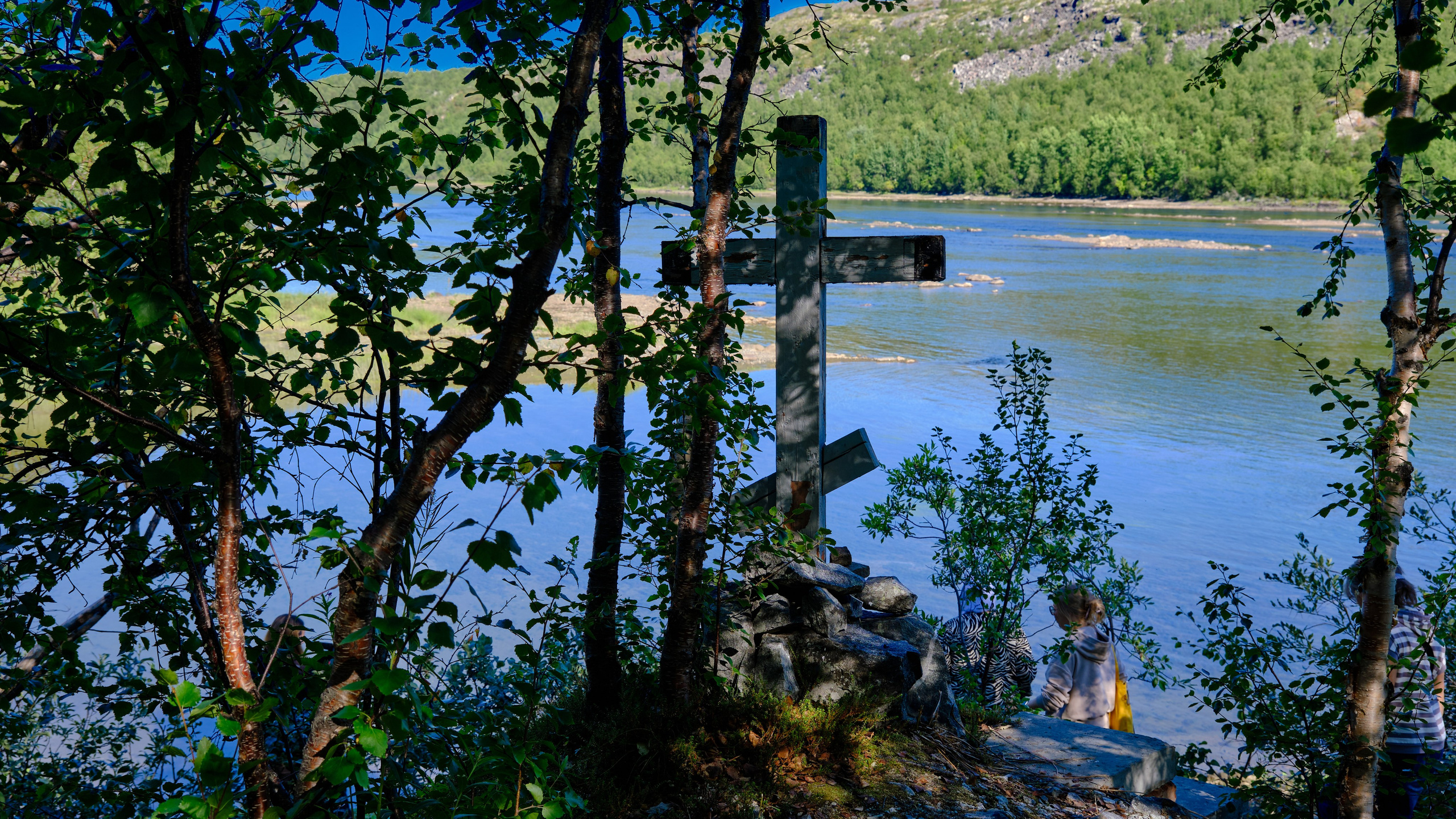 Печенга — край сосновой реки. Пейзажи Крайнего Севера. Баренцево море, Рыбачий, Средний, Немецкий