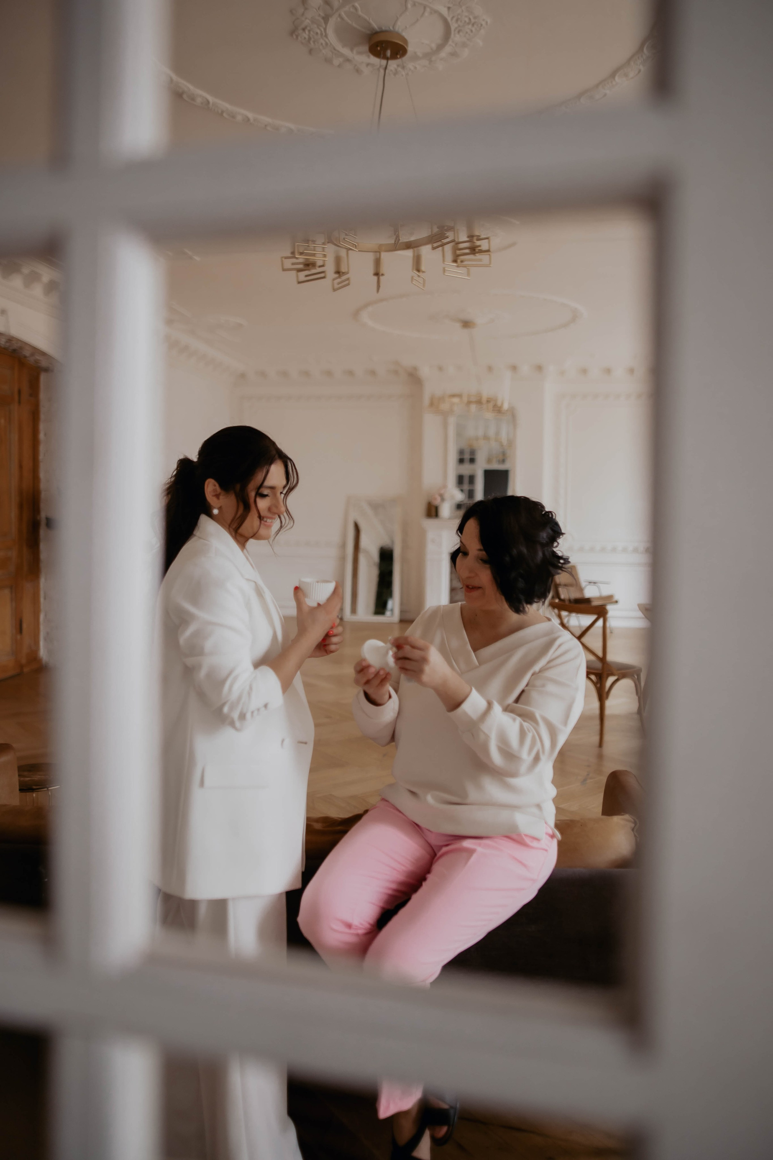 Ирина и Неля: бизнесвумен арома продукции. Фотограф Veronika Potaseva