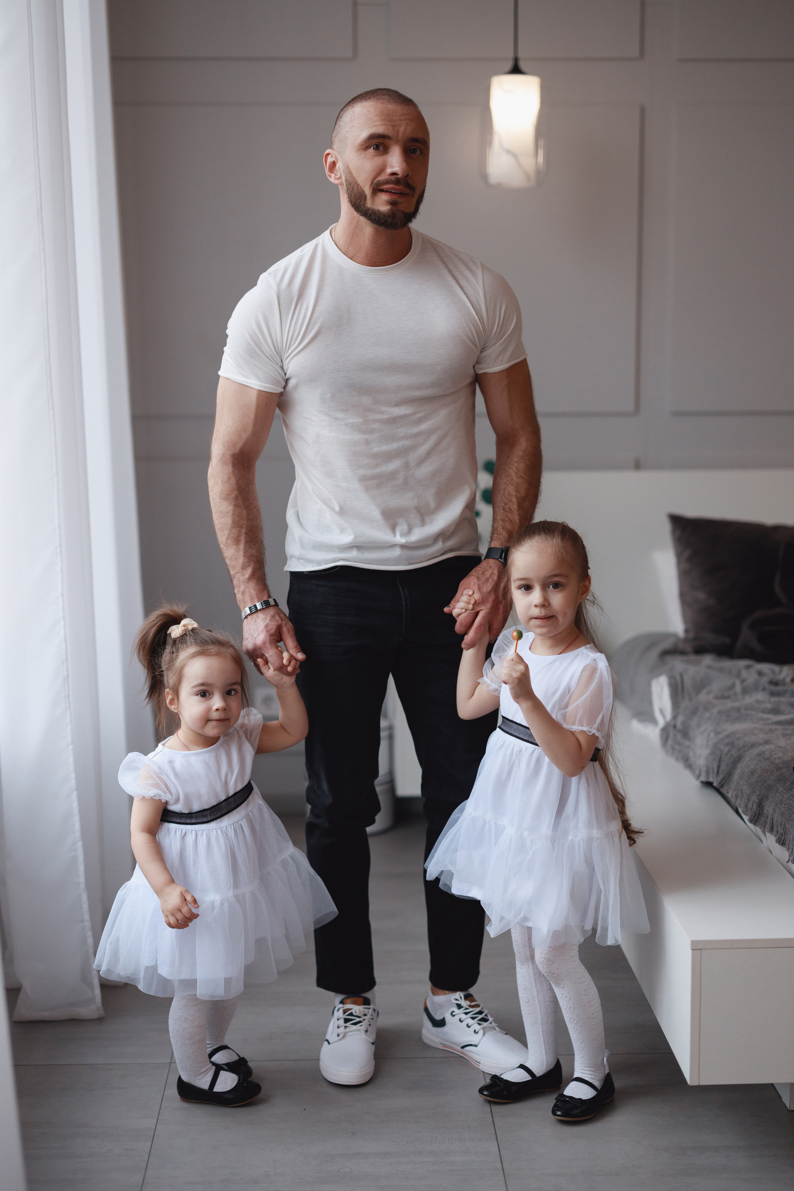 Семейная фотосессия в фотостудии Санкт-Петербург. Фотограф Санкт-Петербург Конюхова Мария