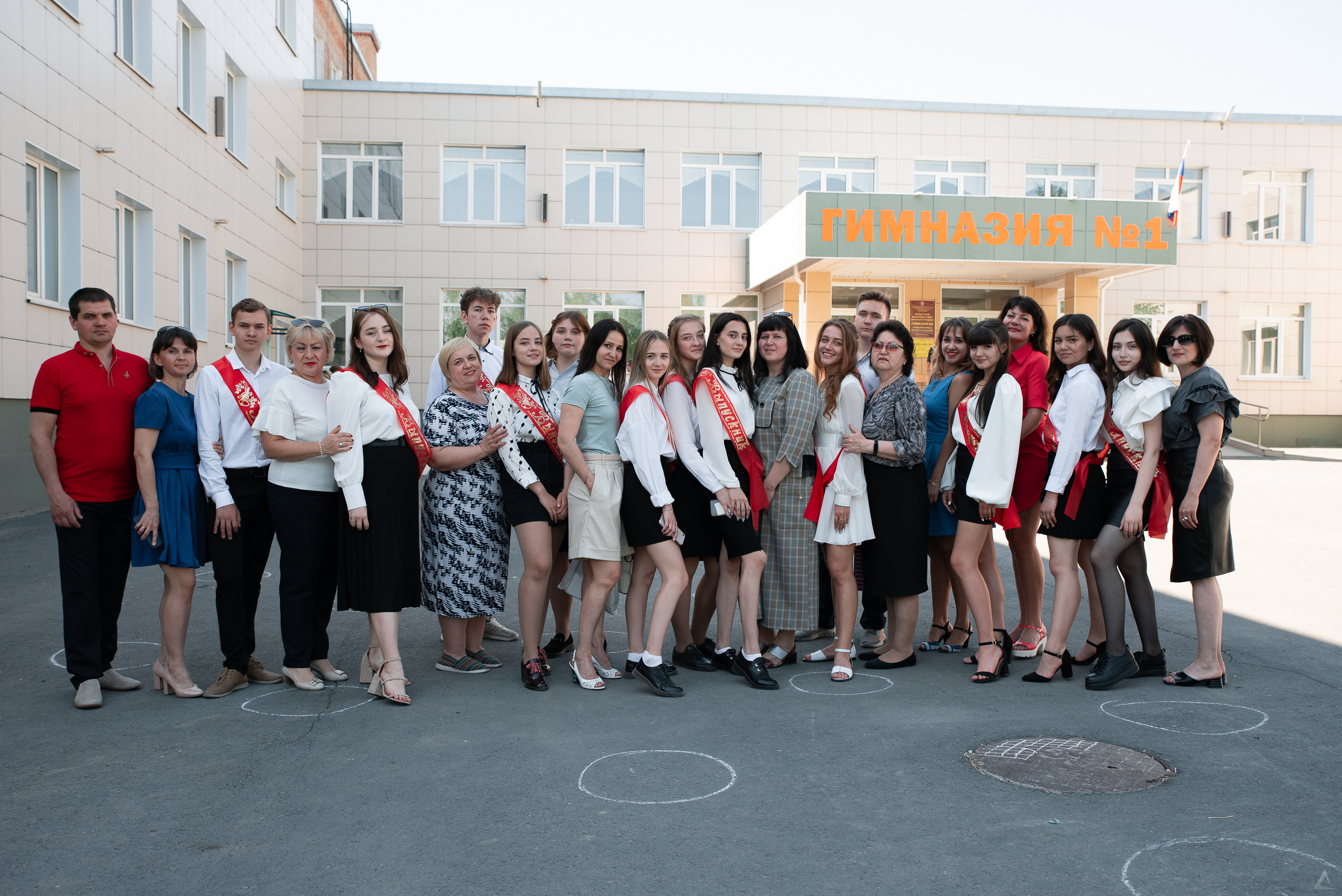 Гимназия. Последний звонок 2021. Производство фото и видео