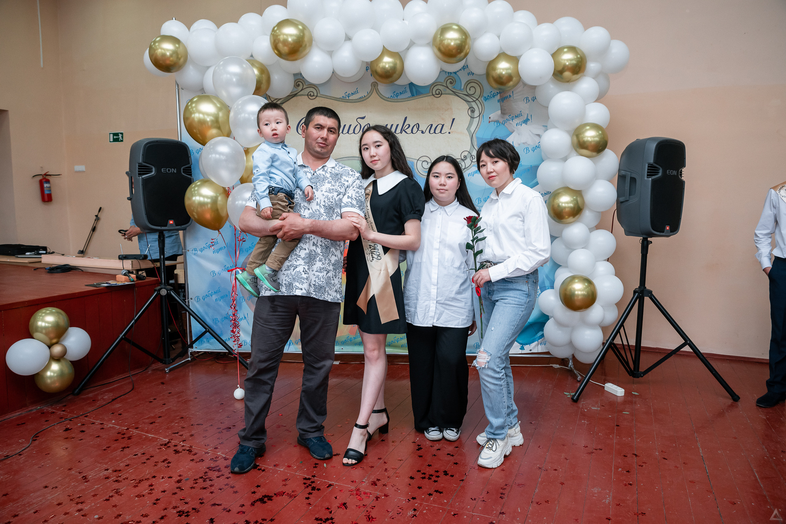 Школа 16. Последний звонок 2022. Производство фото и видео