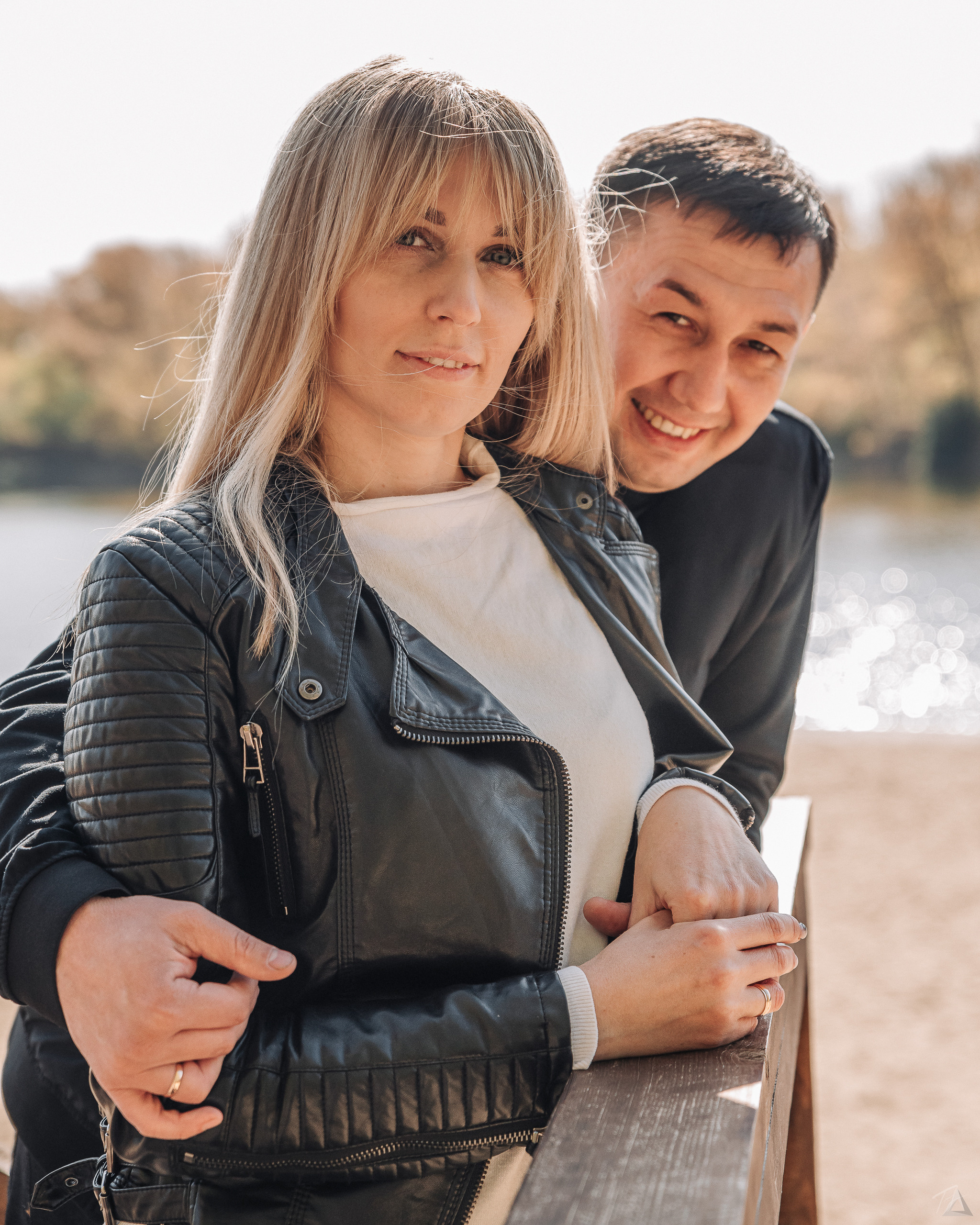 Ренат, Любовь, Демид и (его незаметно, но он есть🤔) Марк. Производство фото и видео