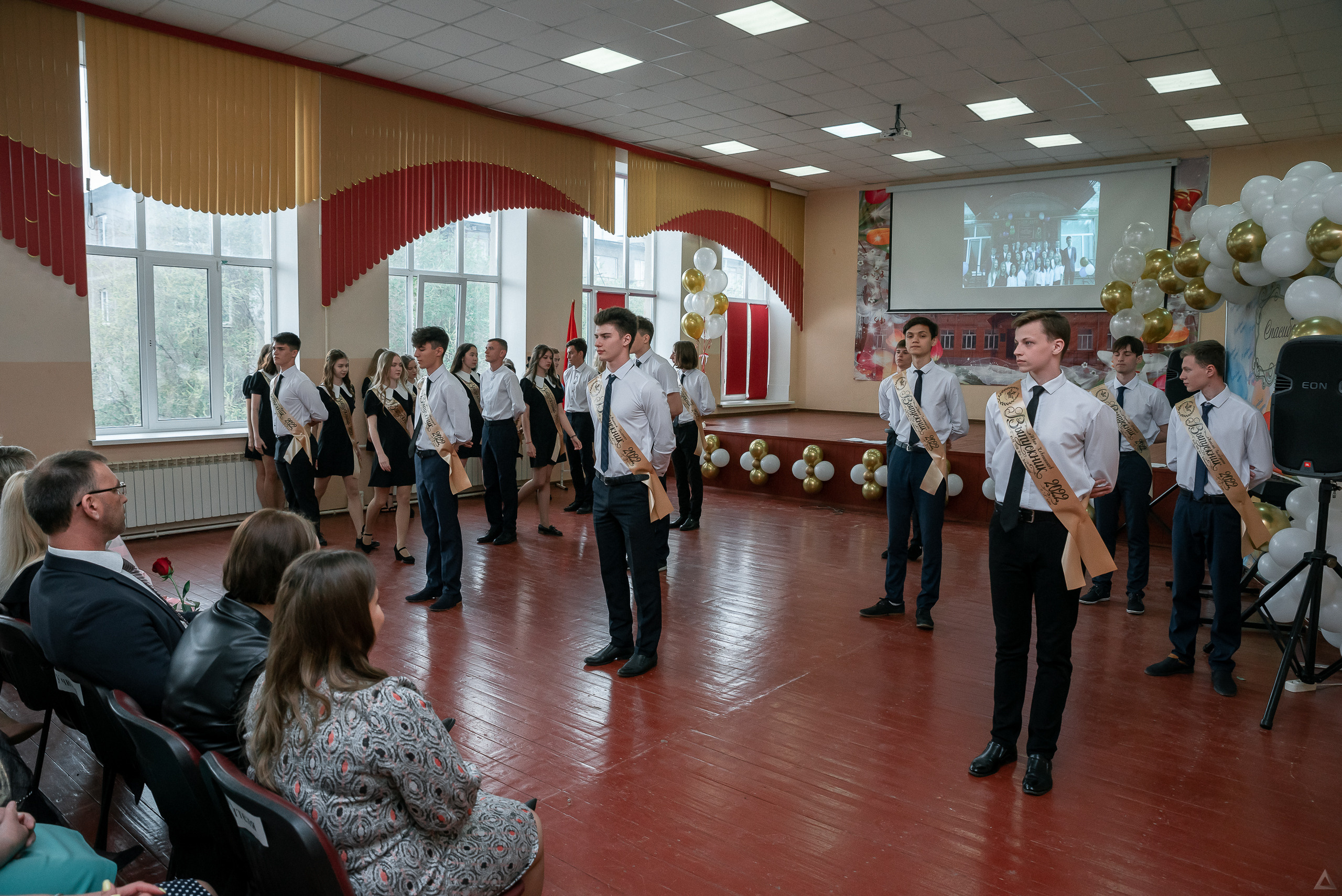 Школа 16. Последний звонок 2022. Производство фото и видео