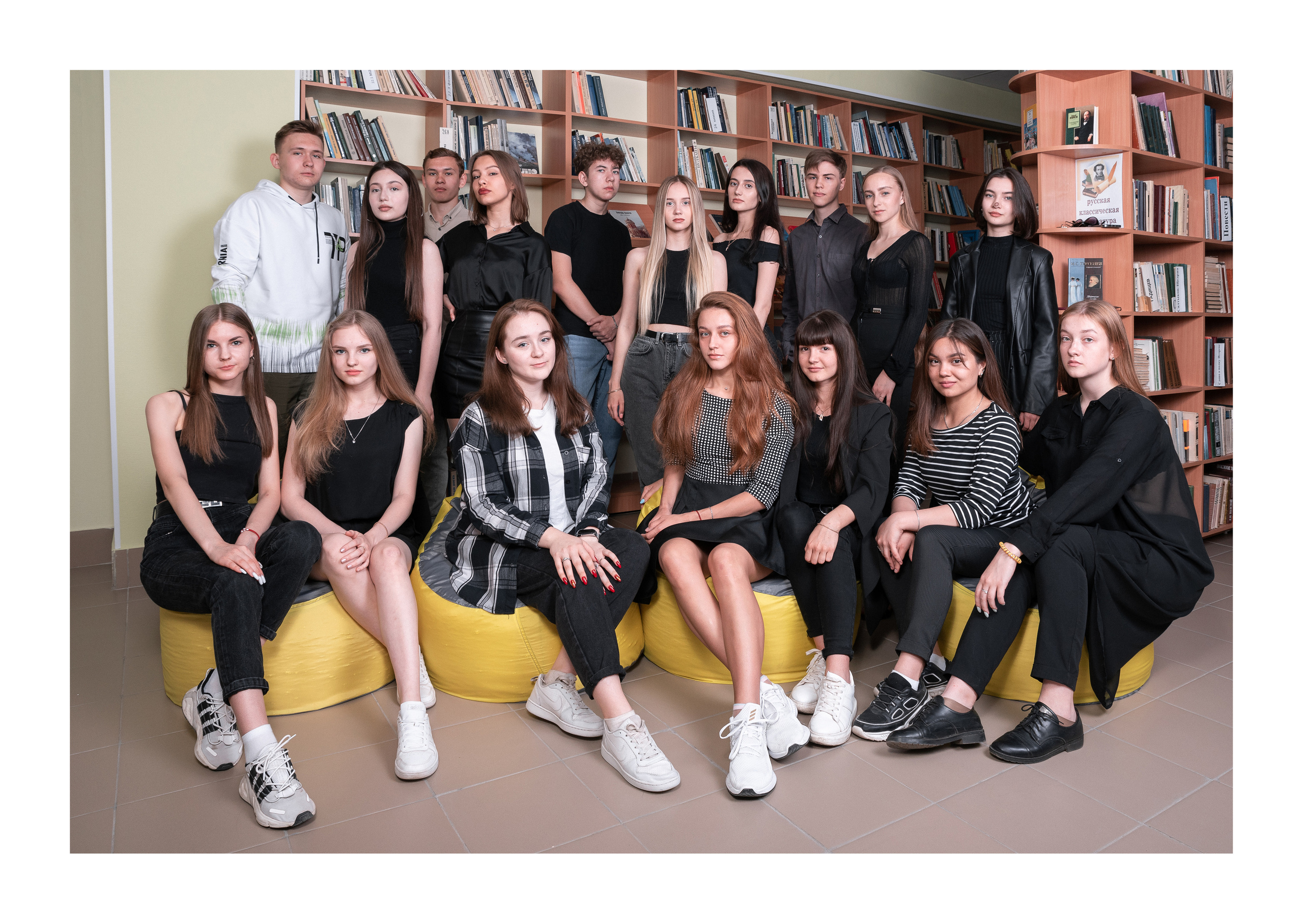 Гимназия. Выпускной альбом 2021. Производство фото и видео