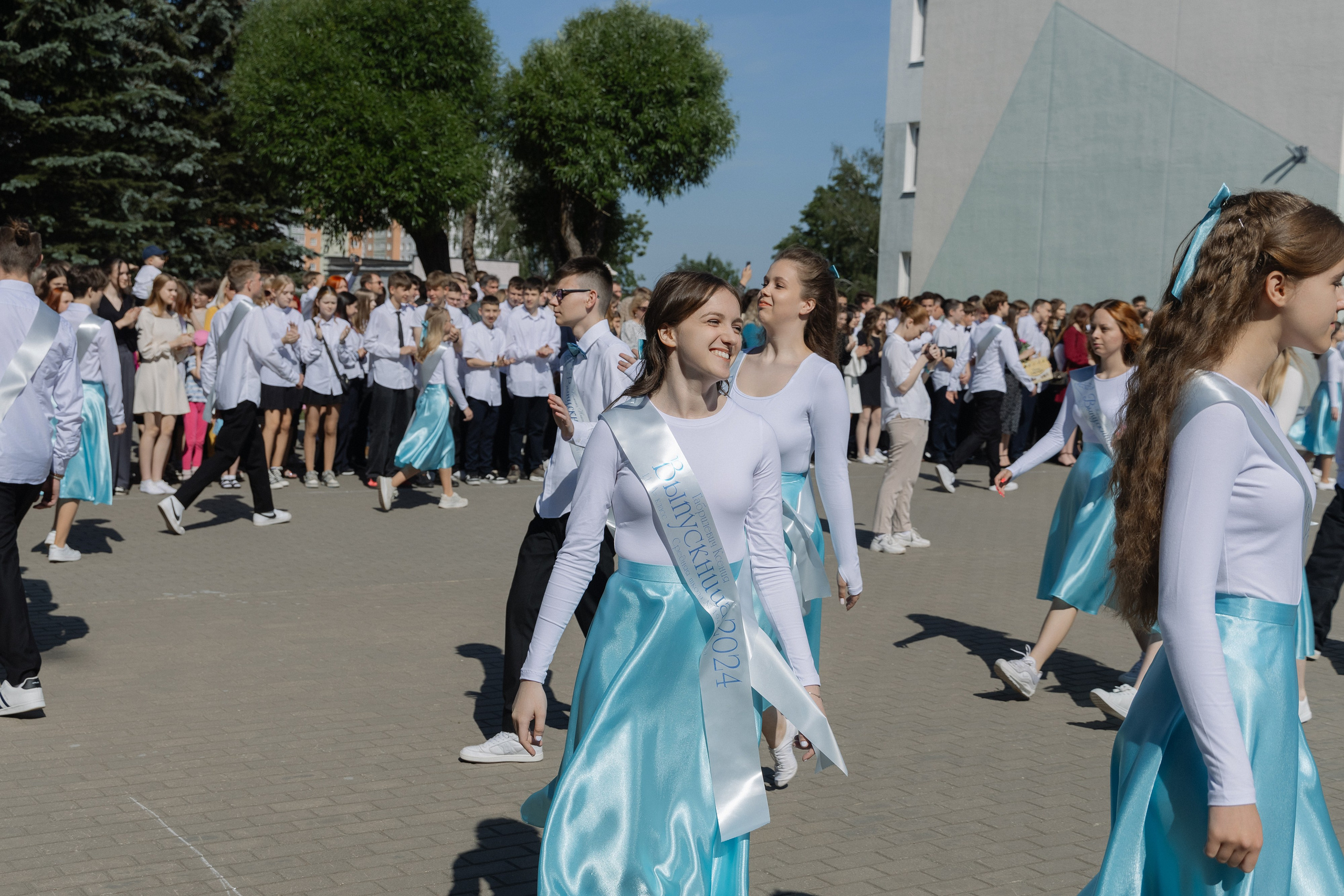 Последний звонок 2024. Свадебный фотограф в Минске/Беларуси Сергей Спиридонов