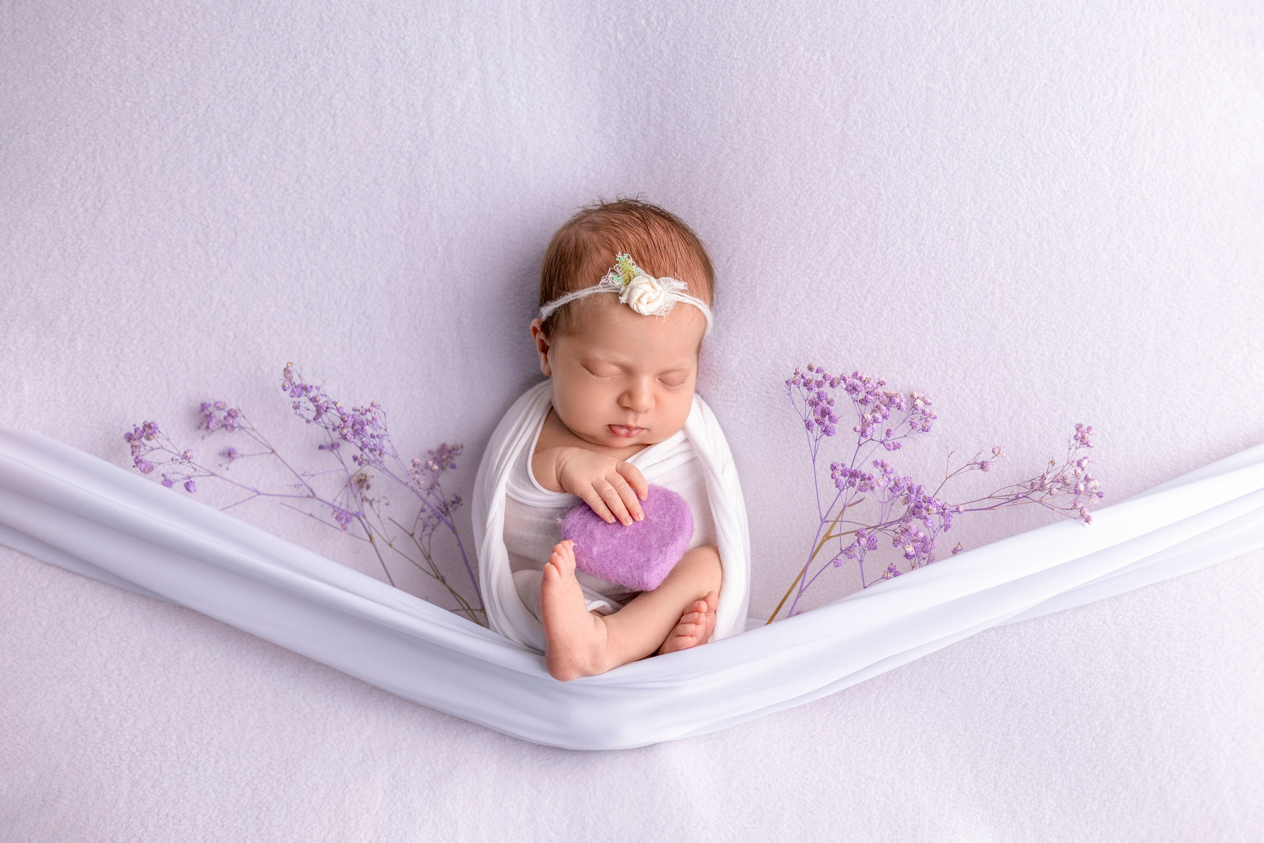 Зарина и дочка, 11 дней. Фотограф новорожденных в Нижнем Новгороде Надежда Кадылкина