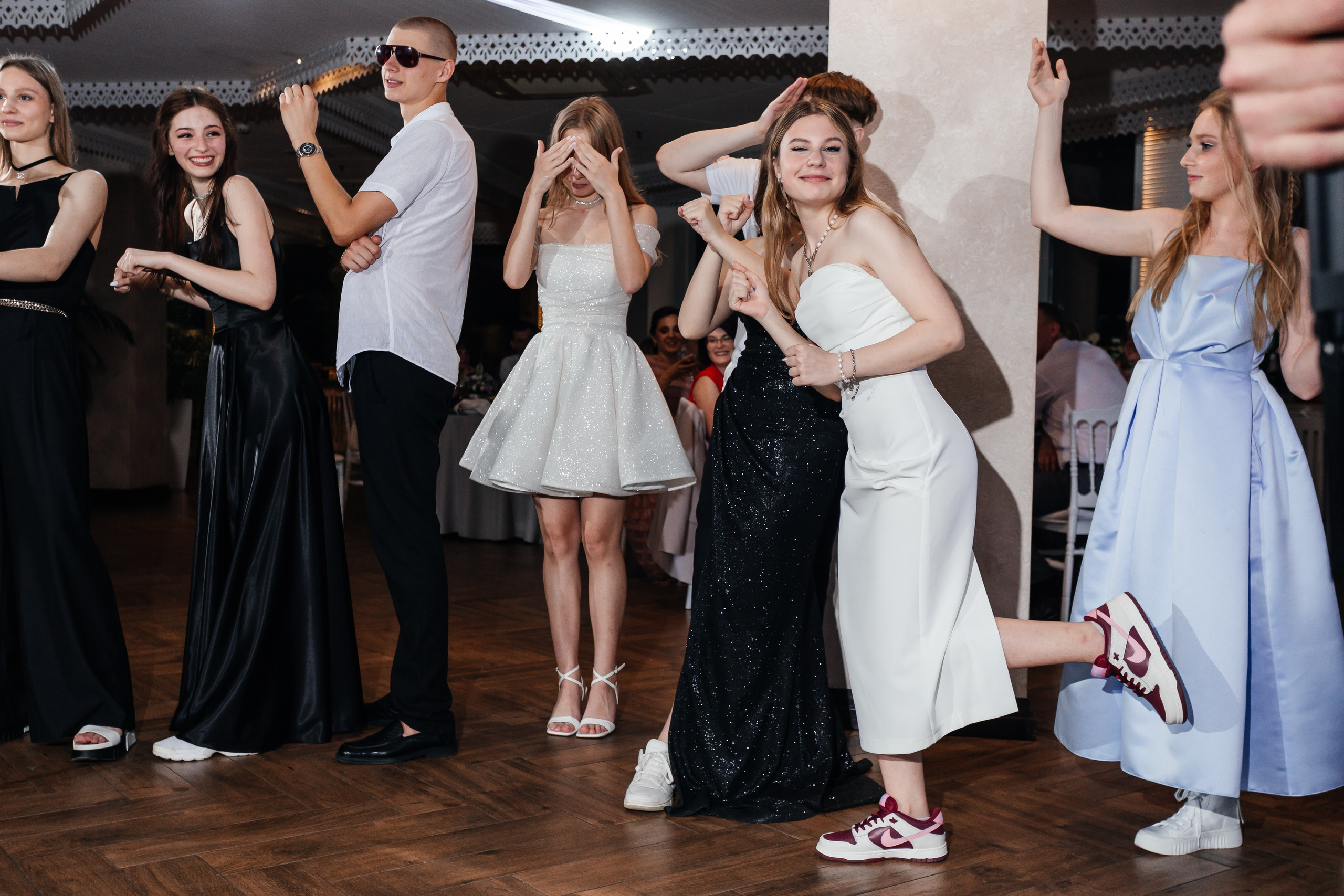 Выпускной 11 «А». Школа № 42. Свадебный фотограф в Краснодаре Николай Крауз