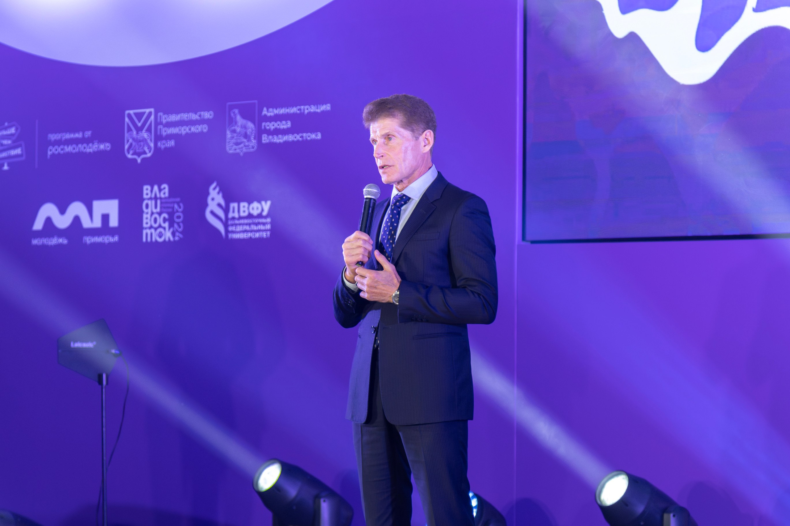 Всероссийский конкурс Проводники смыслов. Репортажный и портретный фотограф в Владивостоке