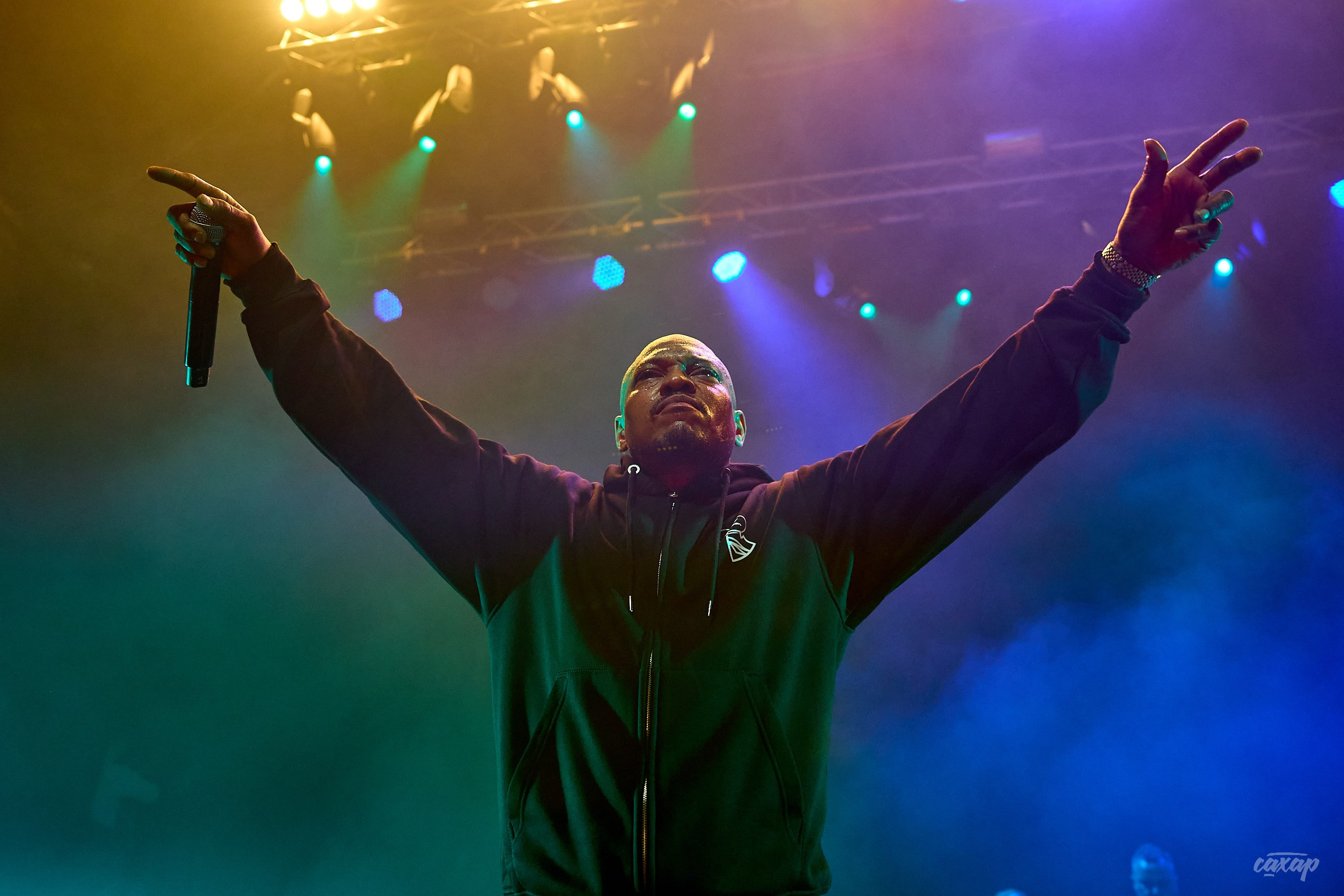 ONYX. Профессиональный фотограф в Екатеринбурге Юра Сахар