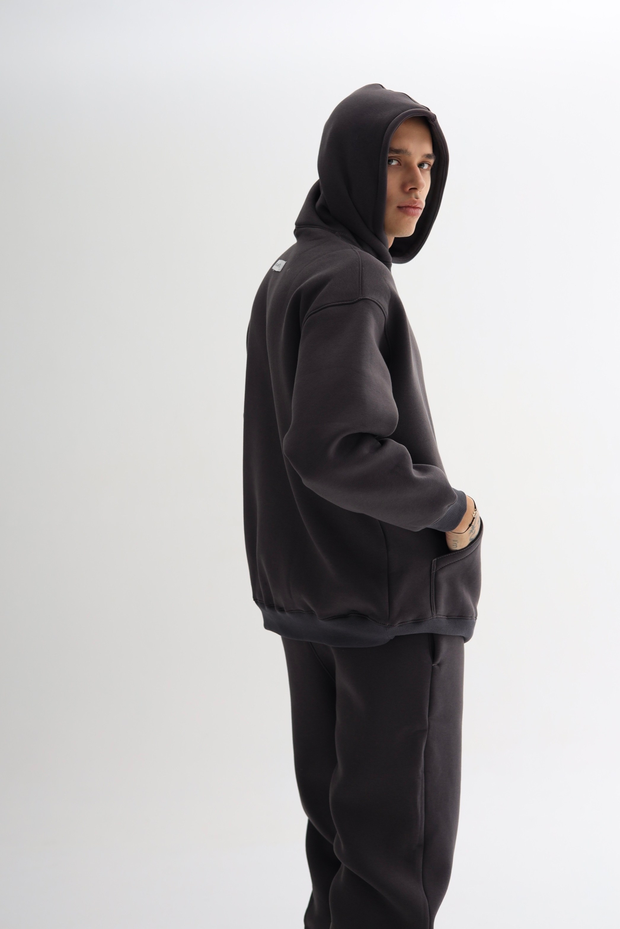 LUUK BAZE. Your lerris