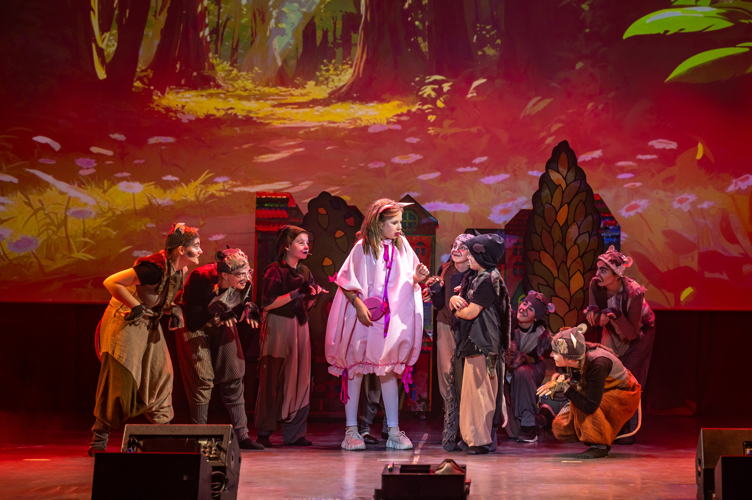 Отчетный спектакль Детской театральной лаборатории в лагере Литвиново. Фотограф Анна Мельникова | Москва