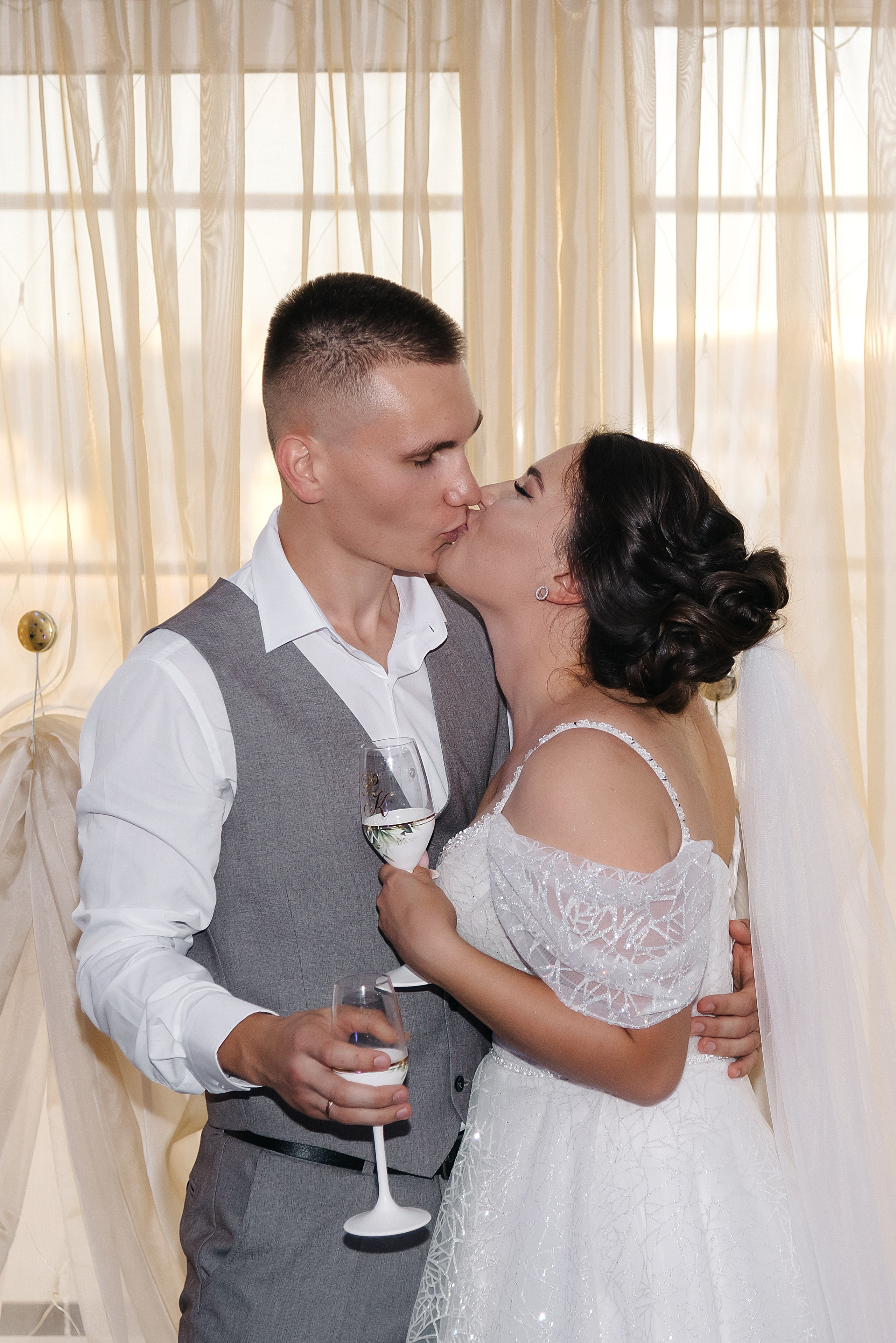 Роман и Карина. Фотограф Волжский Екатерина Егорова